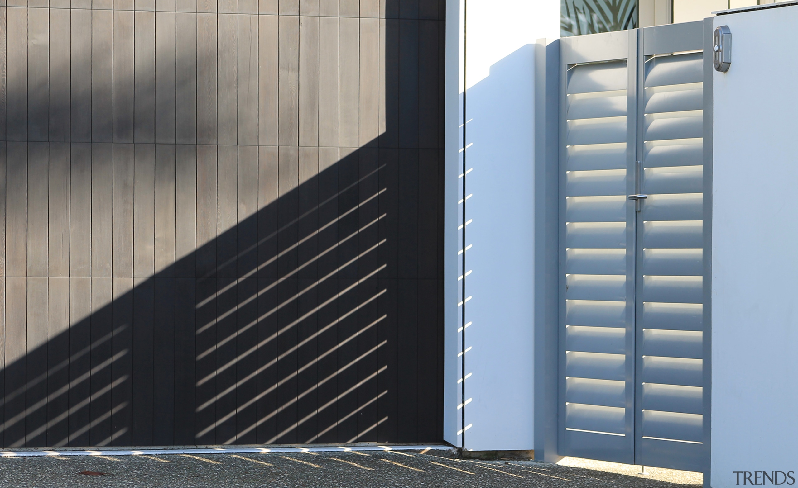 78580_louvretec-new-zealand-ltd_1556758041 - architecture | blue | composite material architecture, blue, composite material, daylighting, door, facade, gate, line, wall, window, gray, black