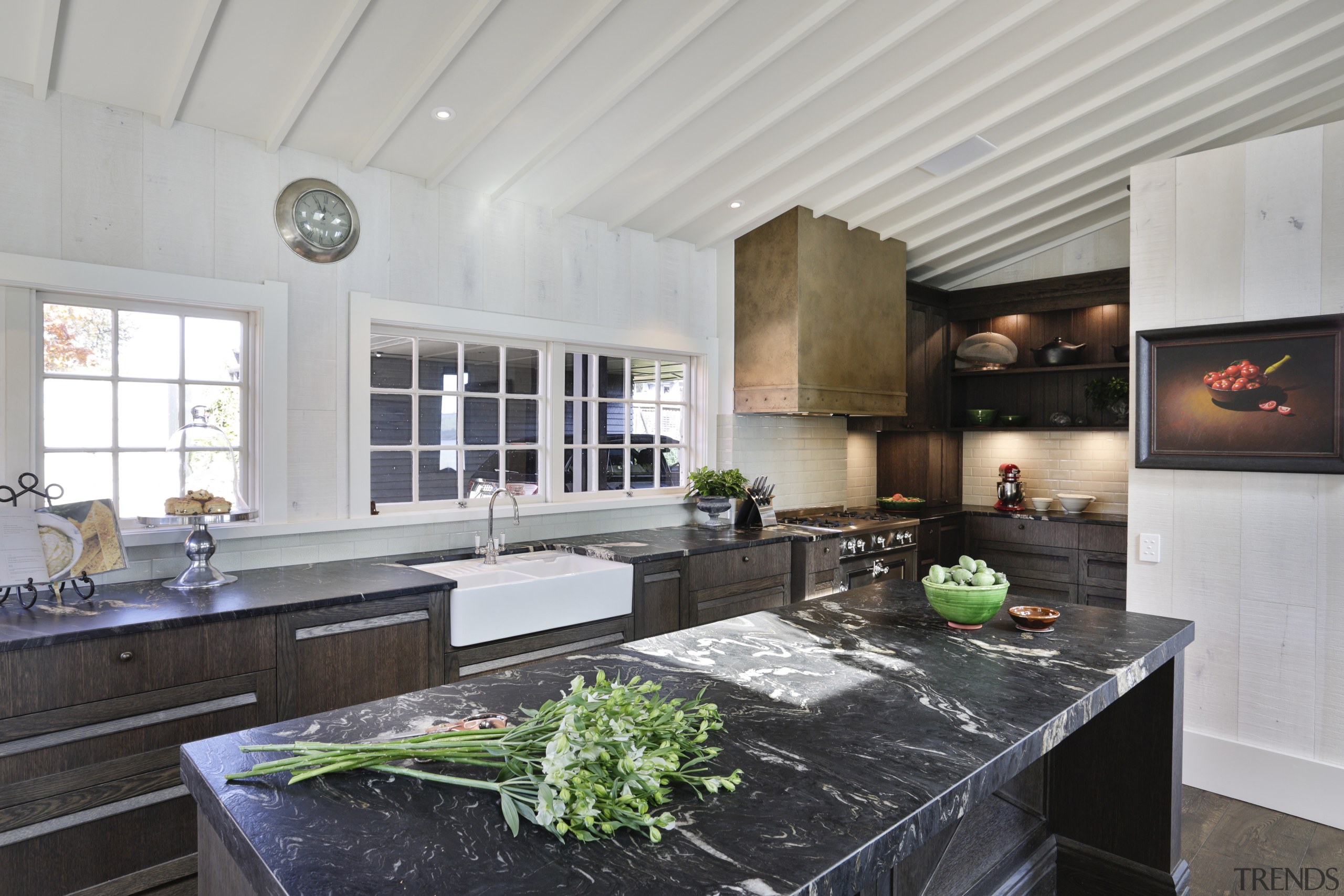 ​​​​​​​This kitchen is spacious and easy to use gray, black