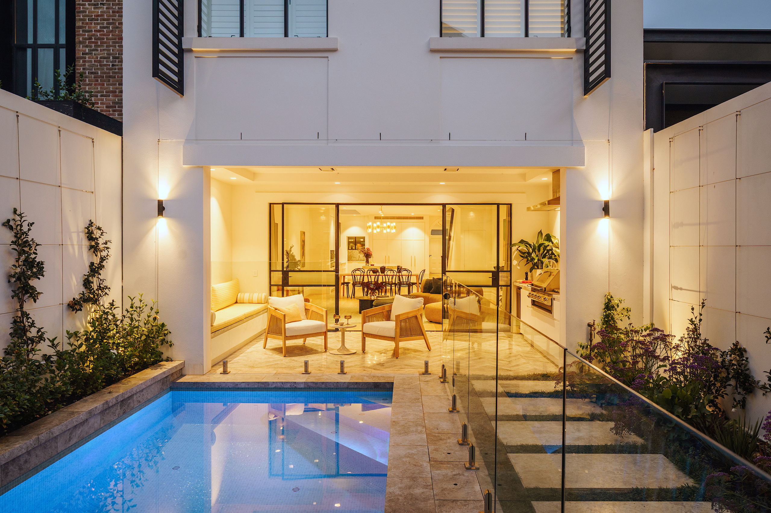 Looking across the pool to the rear of 