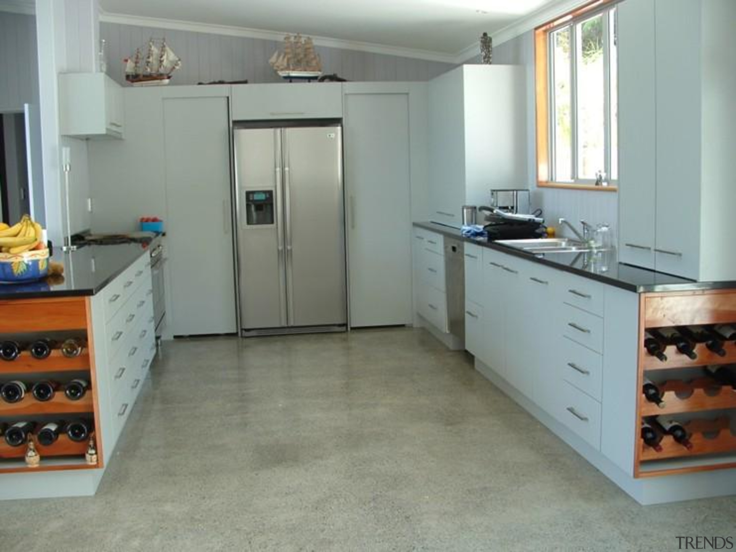 Longbeach Home 2 - cabinetry | countertop | cabinetry, countertop, floor, flooring, hardwood, kitchen, room, tile, gray