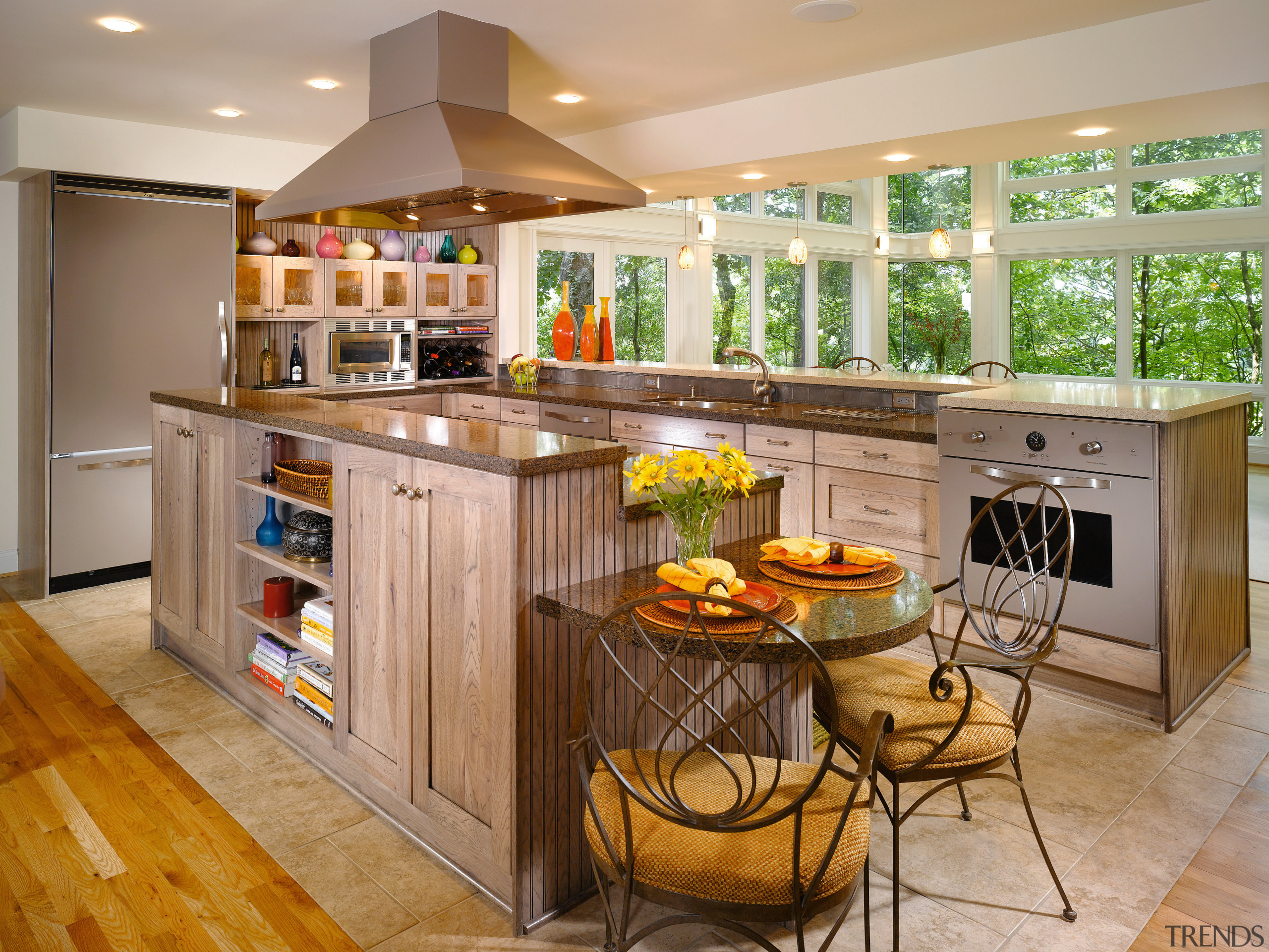 Designer Trudy McGinnis used Viking appliances in a cabinetry, countertop, cuisine classique, interior design, kitchen, brown, gray