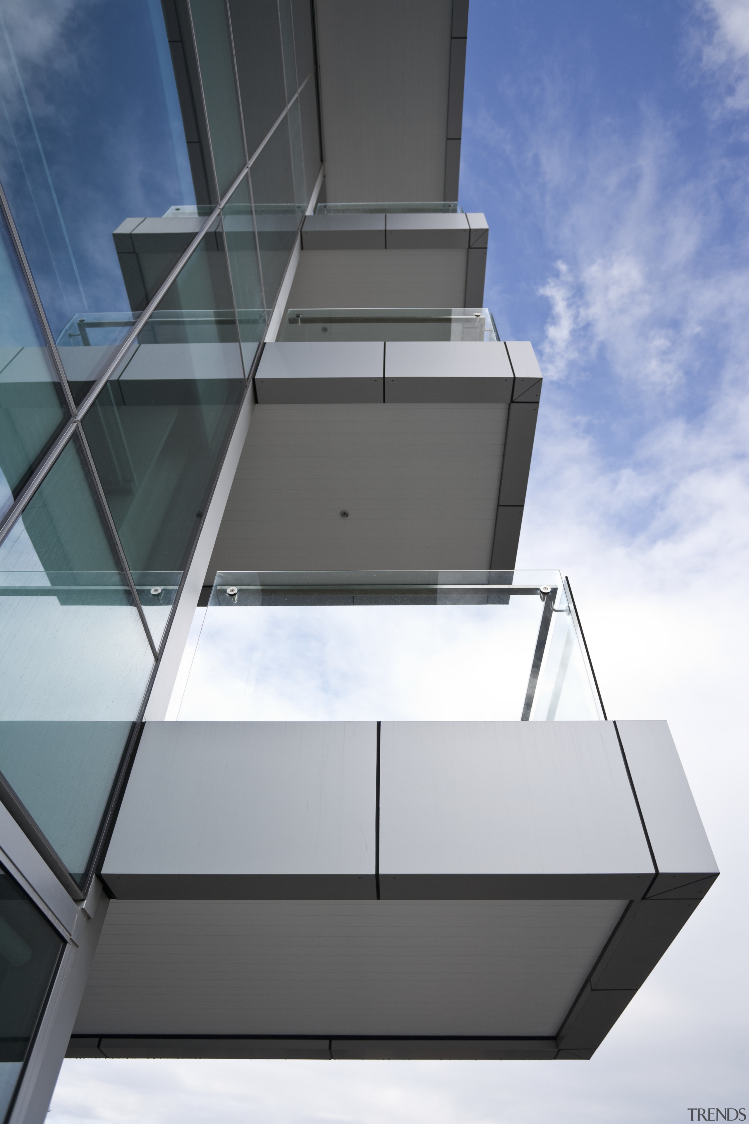 Alutech Windows and Doorscontributed to the Club Tower angle, architecture, building, daylighting, facade, glass, house, line, product design, sky, structure, white, gray