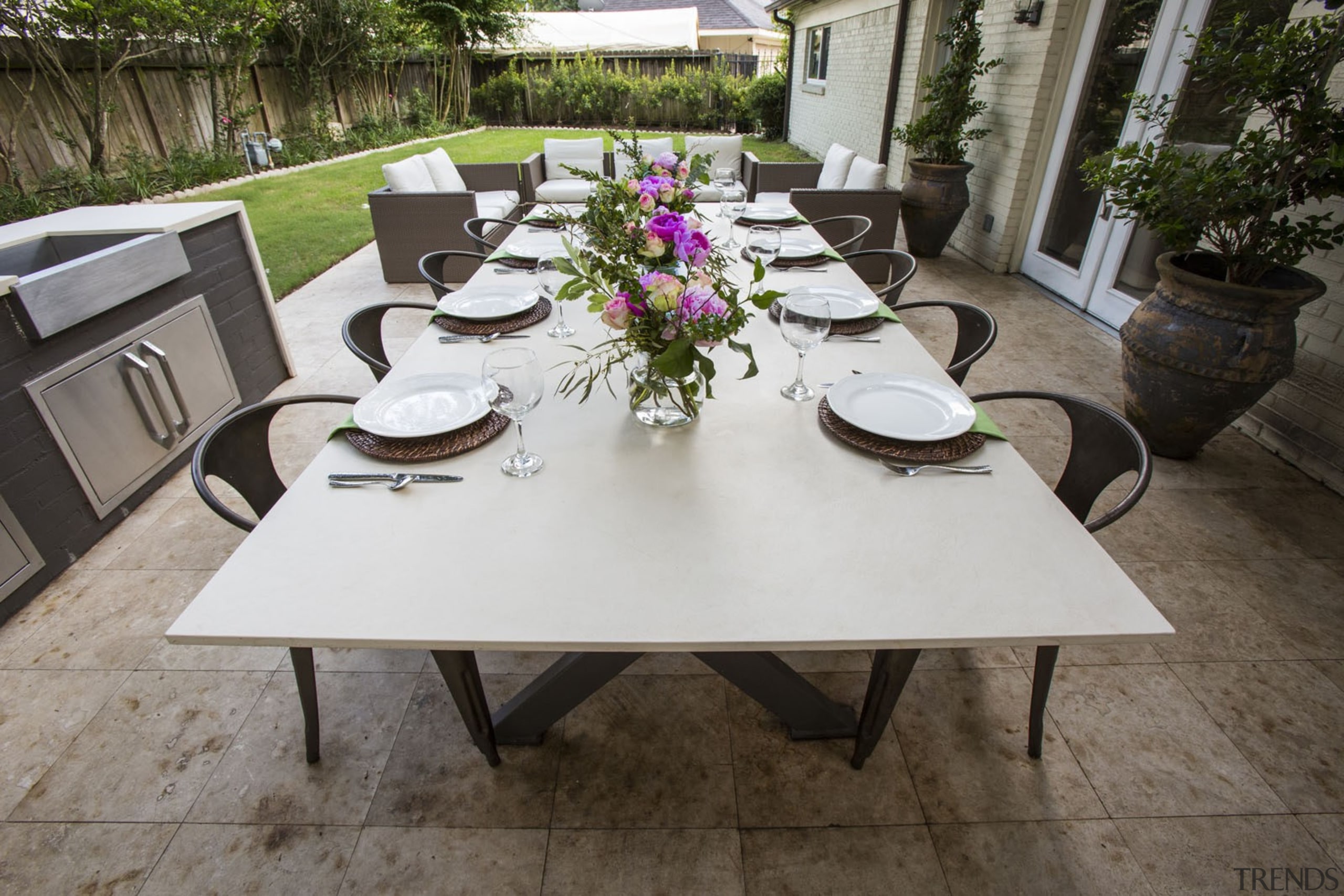 DEKTON Danae 141A5768 - DEKTON Danae 141A5768 - chair, dining room, floor, flooring, furniture, table, gray, black