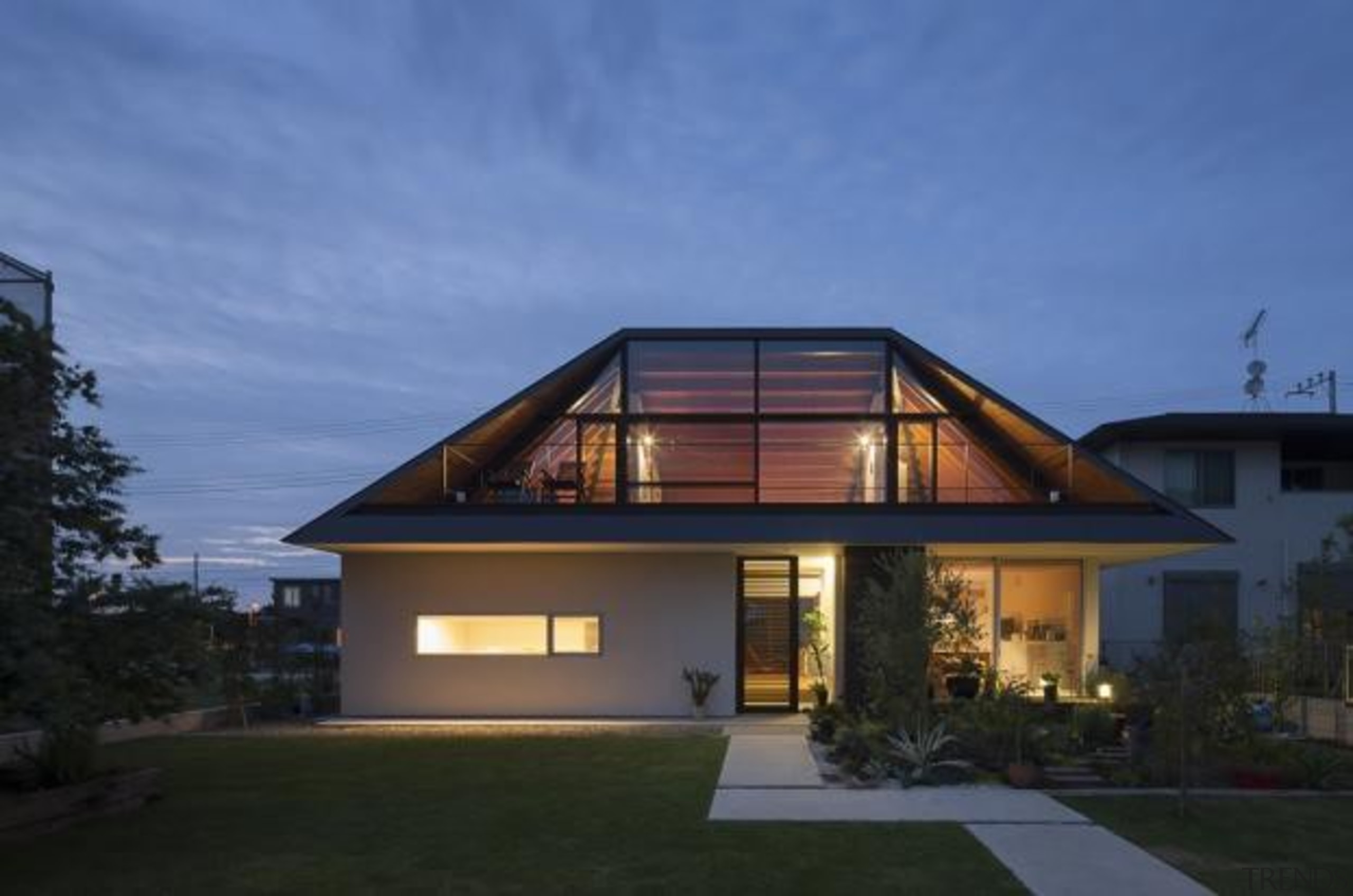 House with a large hipped roofNaoi architecture&amp;design architecture, building, corporate headquarters, cottage, daylighting, elevation, estate, facade, home, house, lighting, property, real estate, residential area, roof, sky, villa, window, blue, black