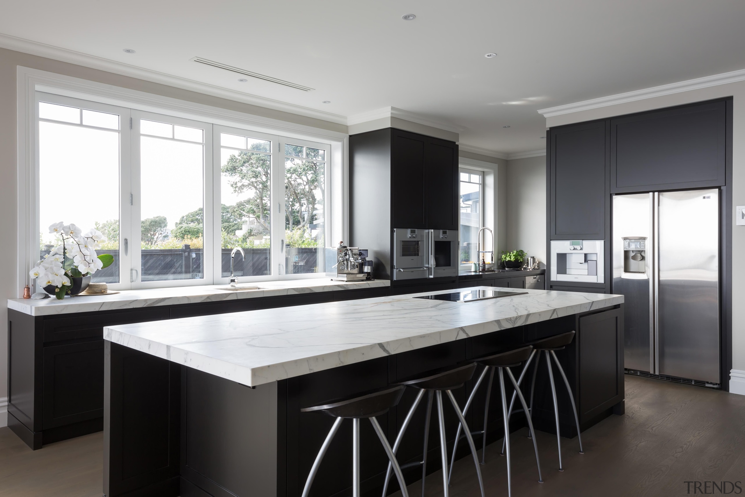 8 kitchen after - Kitchen After - countertop countertop, cuisine classique, interior design, kitchen, real estate, room, window, gray, black