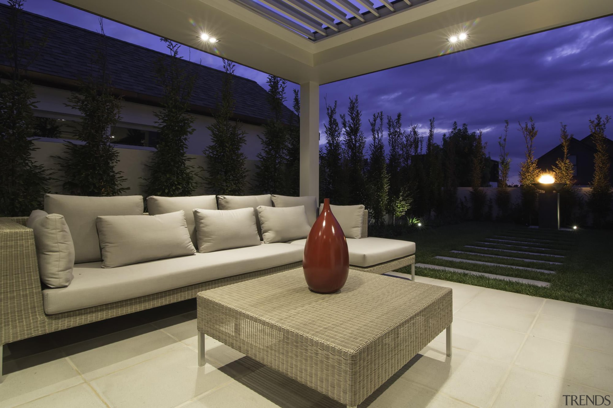 045frame house 5 - Frame_house_5 - estate | estate, home, interior design, lighting, living room, wall, black