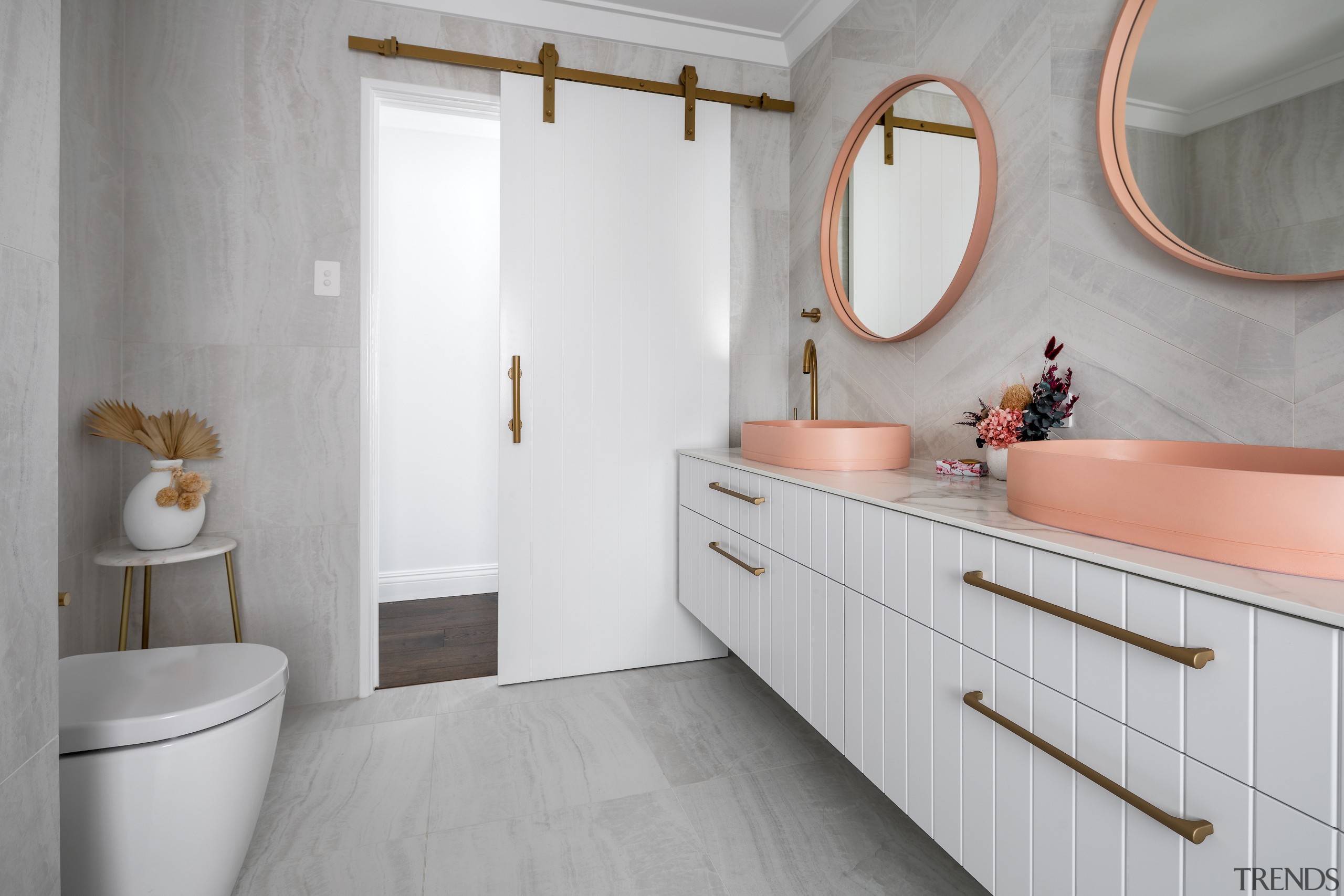 LUX NORTHBEACH 065 -  