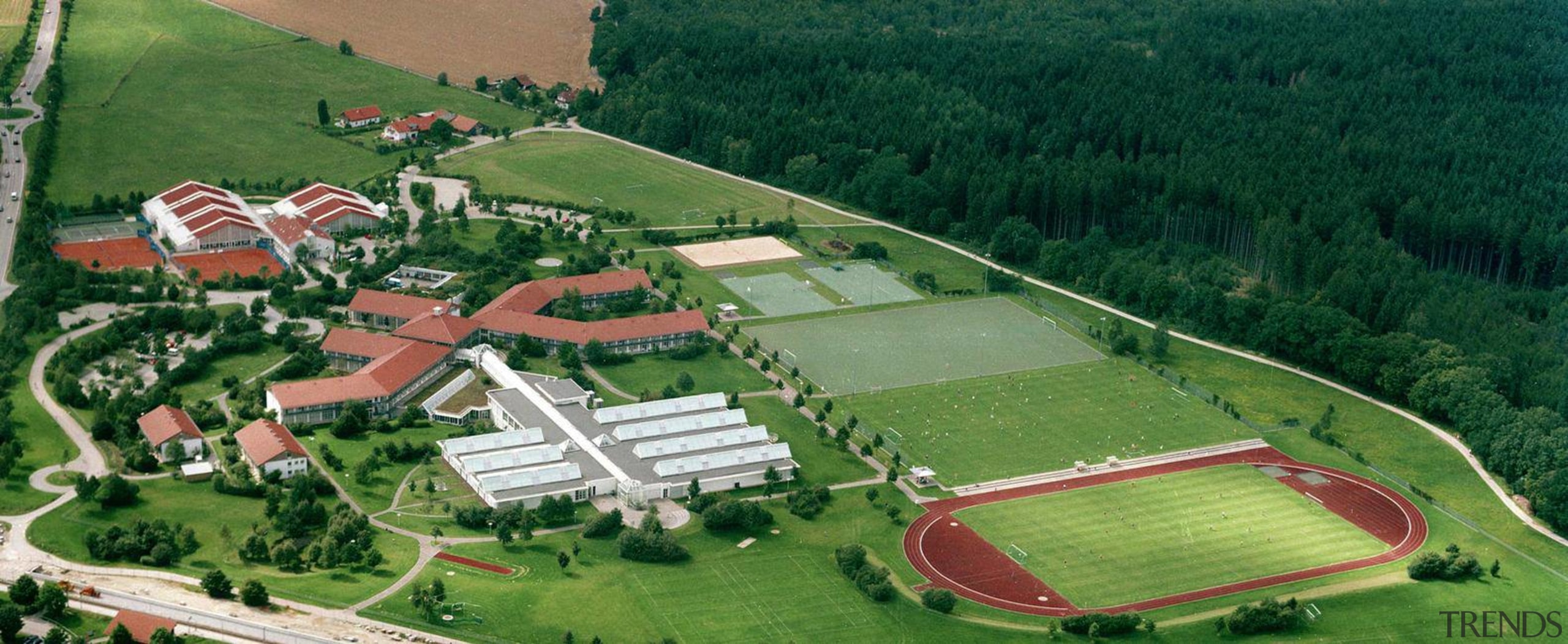 Oberhaching College of Physical Education was jointly planned aerial photography, bird's eye view, estate, farm, land lot, landscape, leisure, rural area, suburb, green
