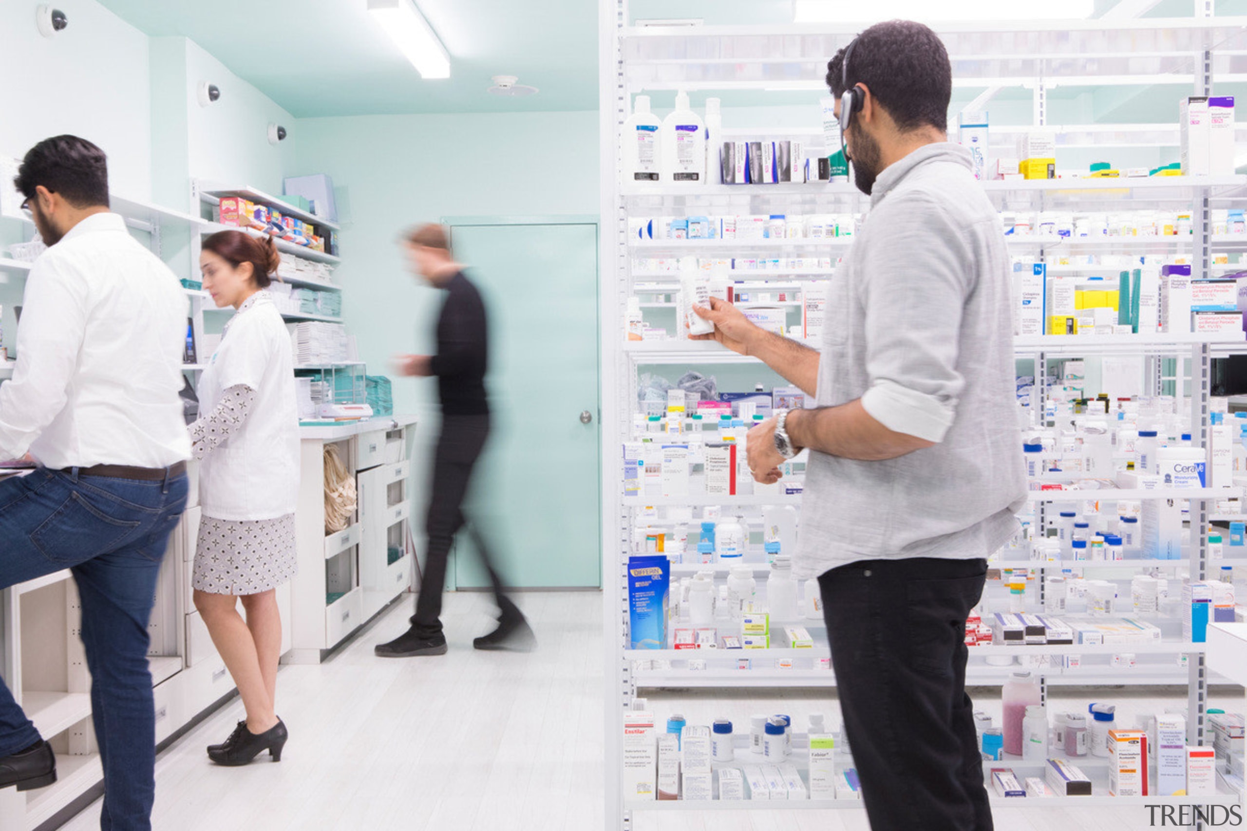 Sergio Mannino Studio designed this pharmacy to be drug, health care, institution, pharmacy technician, product, professional, research, service, white