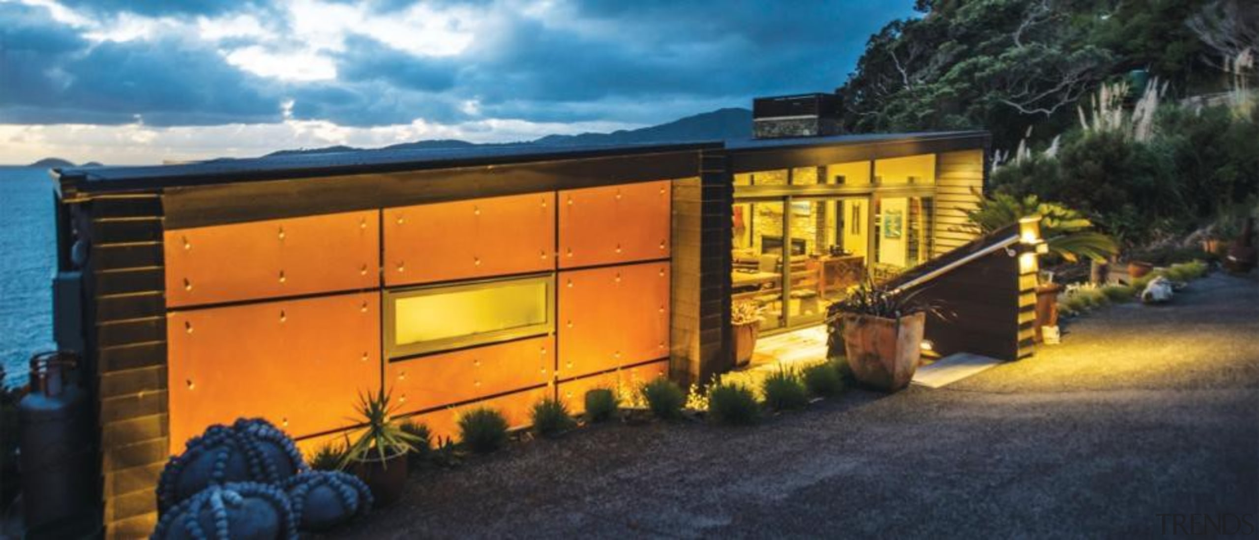 2013 ADNZ National Design Awards Winner - New architecture, facade, home, house, property, real estate, roof, shed, black