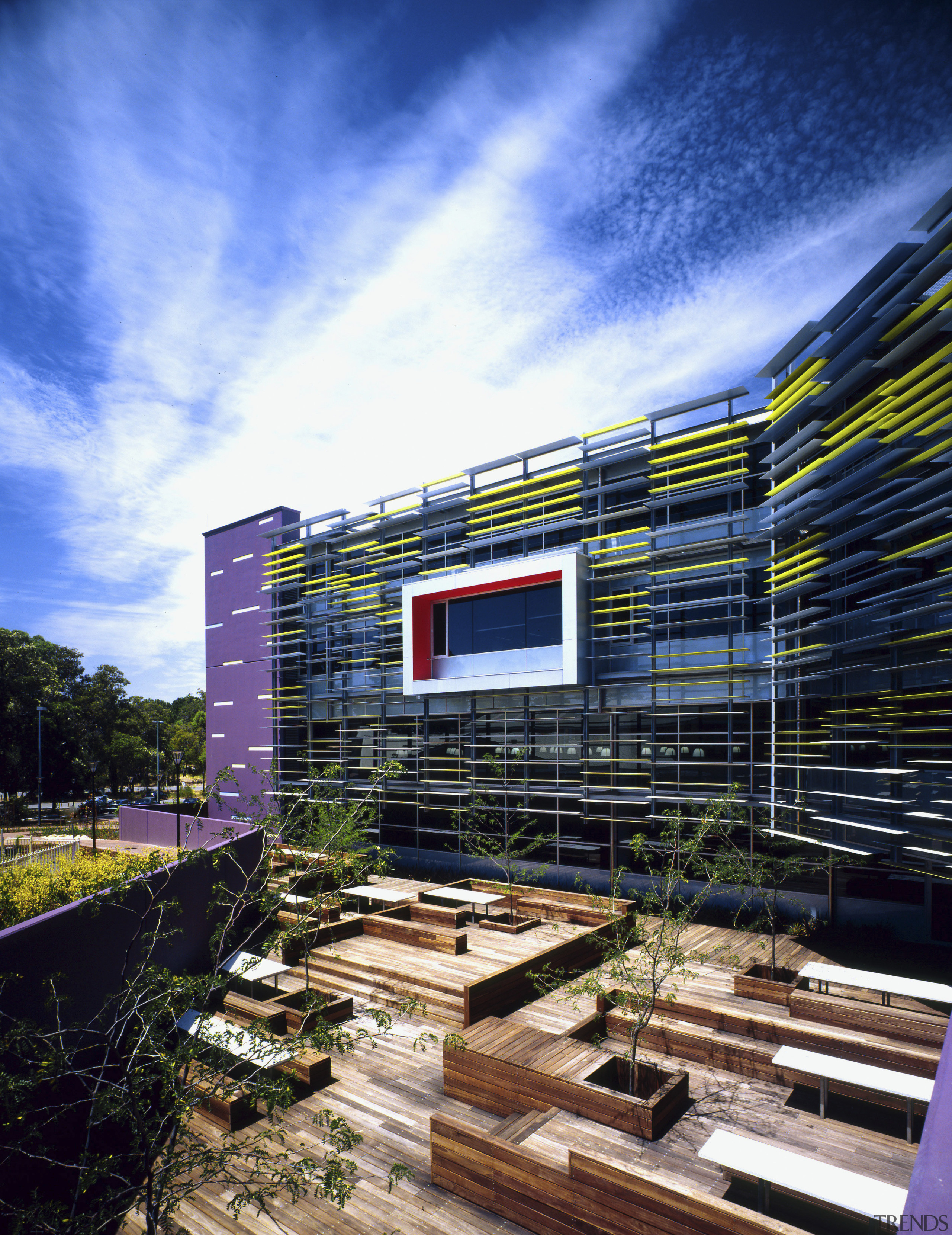 A Japanese-style courtyard offers an alternative place to architecture, building, cloud, condominium, corporate headquarters, daytime, facade, home, house, metropolitan area, mixed use, real estate, residential area, roof, sky