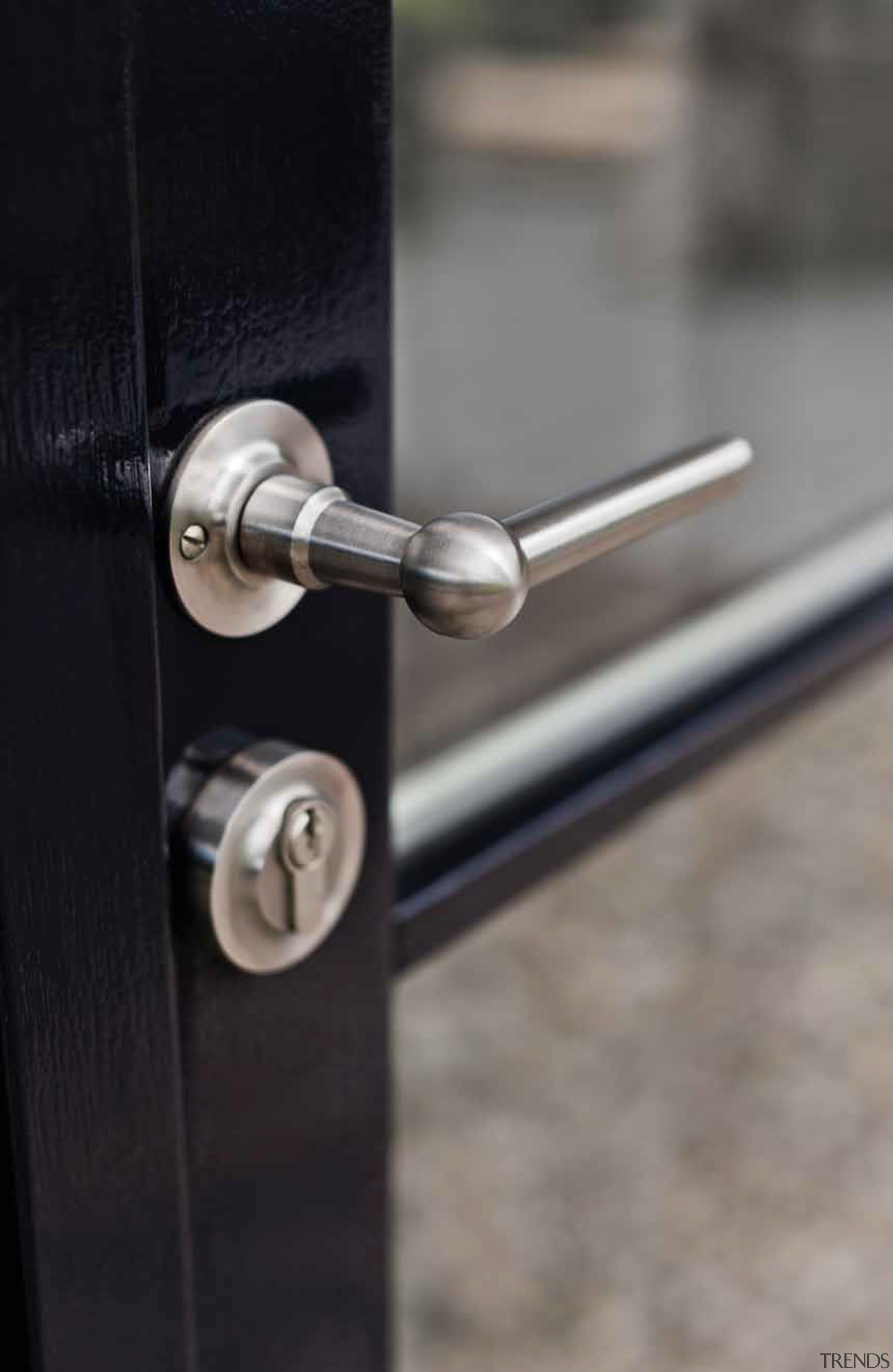 FVL85/40 - Solid Unsprung Lever Handle Attached to lock, metal, gray, black