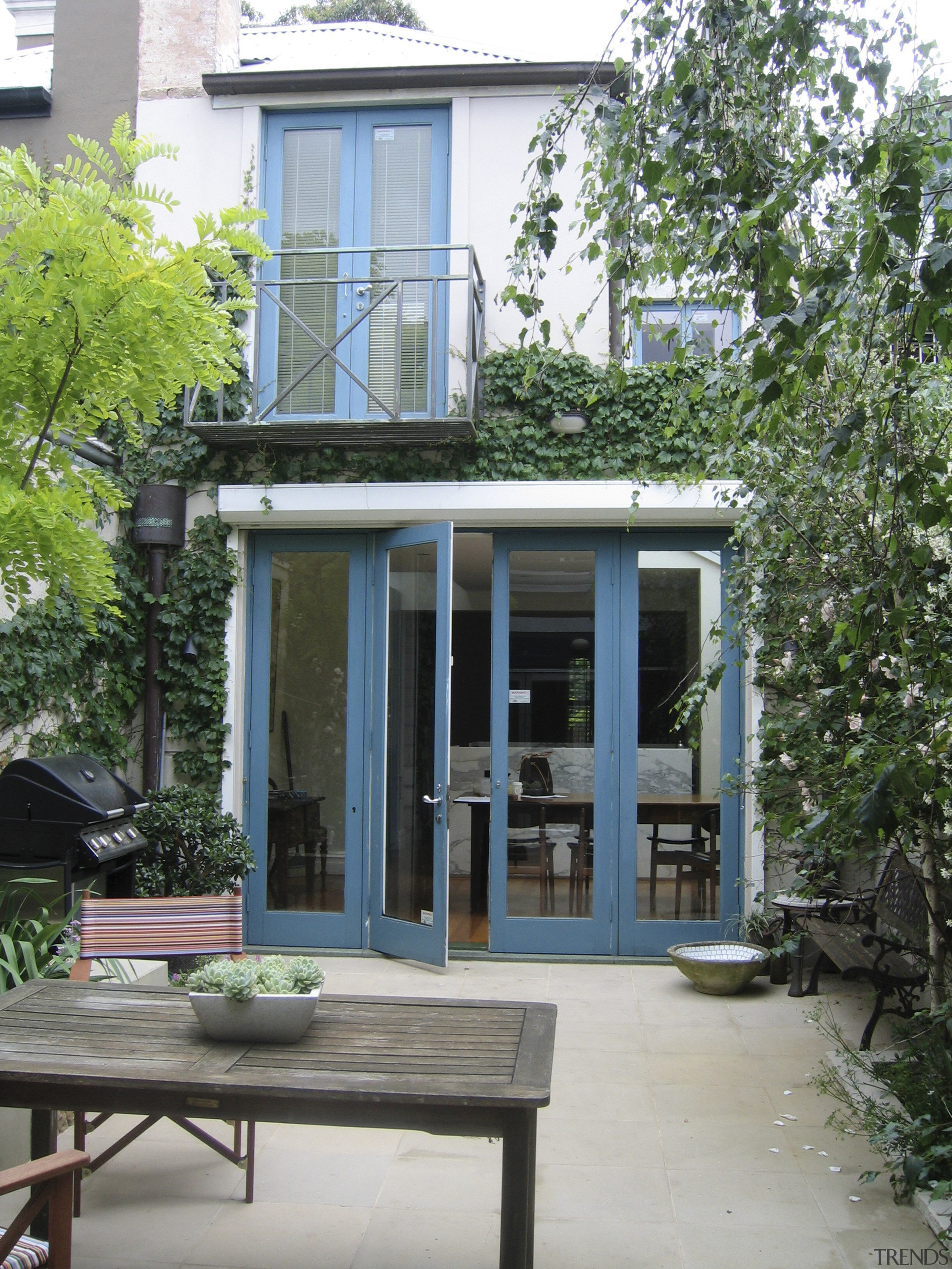 The home was renovated by Maddalena Vienna of architecture, cottage, facade, home, house, outdoor structure, porch, real estate, window, gray