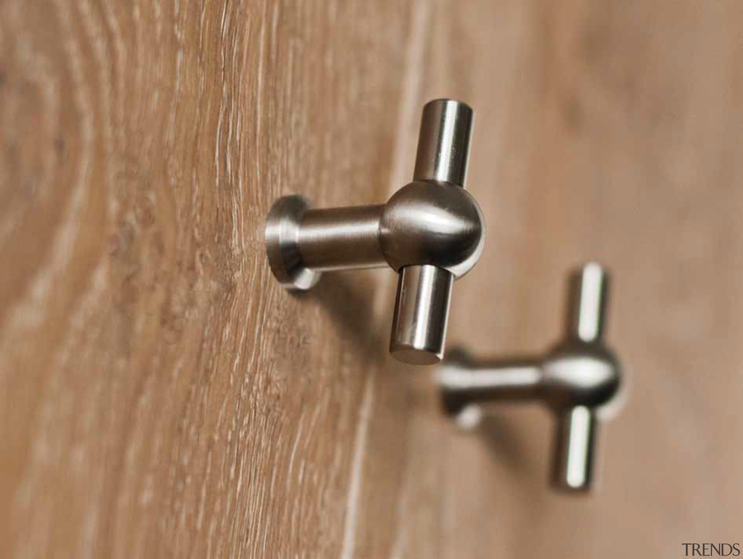 FV195 - Solid Cabinet Knob. Available in Polished tap, brown, orange