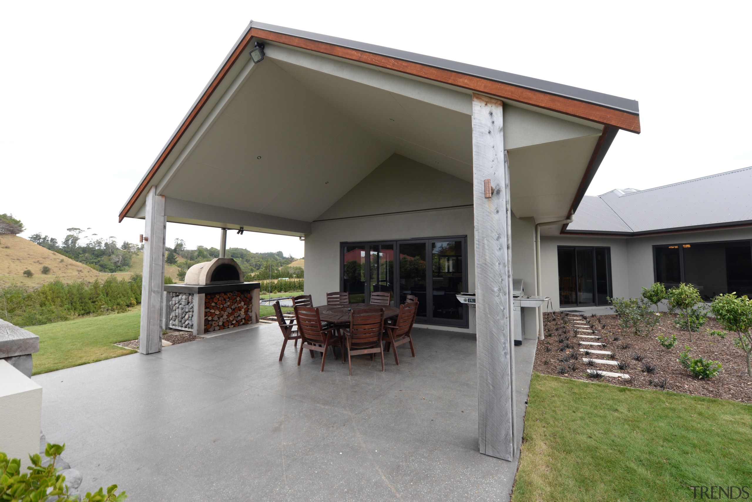 Fowler Homes Taranaki built this loggia with Trenz home, house, property, real estate, roof, gray, white