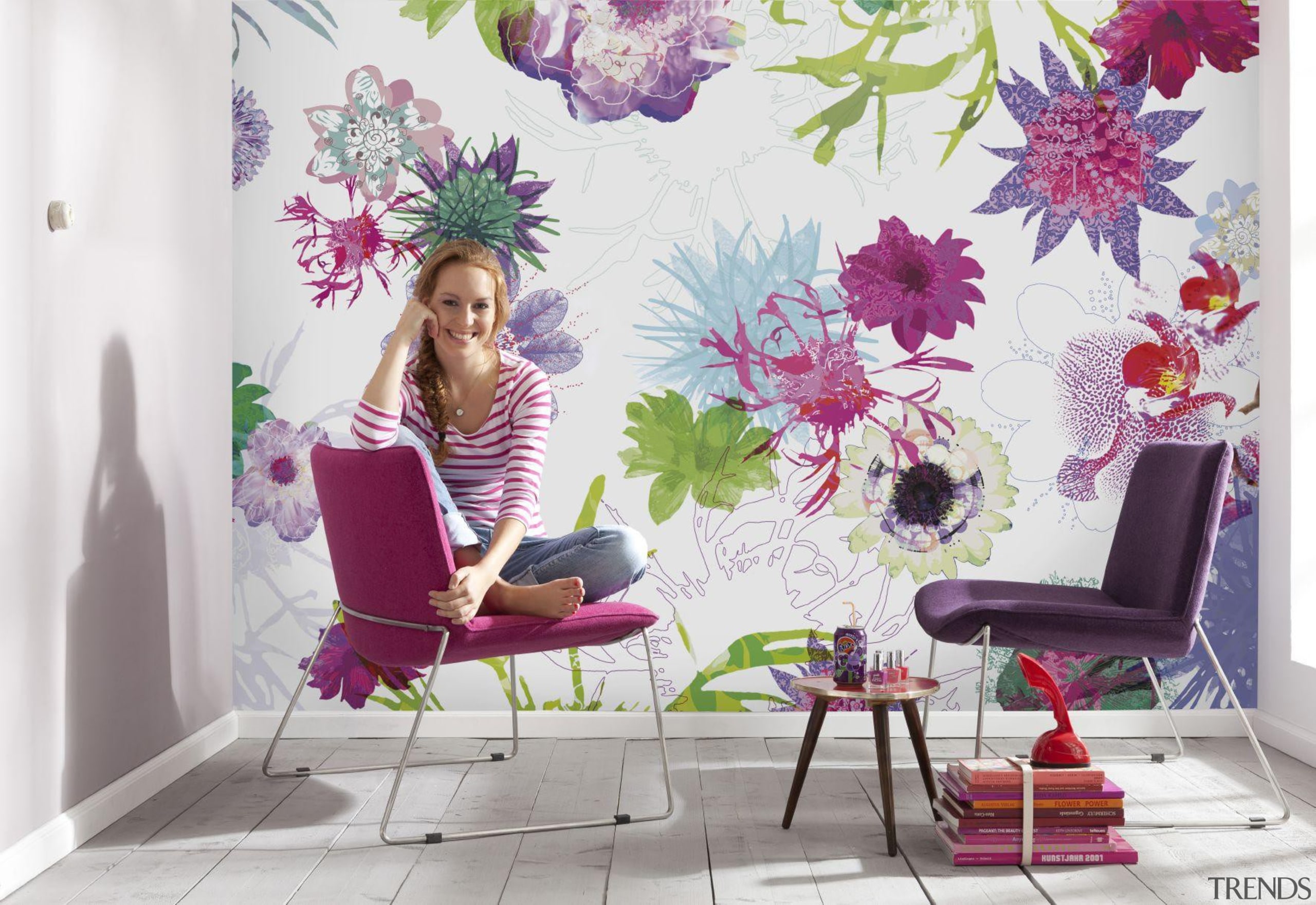 Italian Color Range - Fleur de Paris Interieur decor, floral design, floristry, flower, flower arranging, interior design, lilac, pink, plant, purple, violet, wallpaper, white