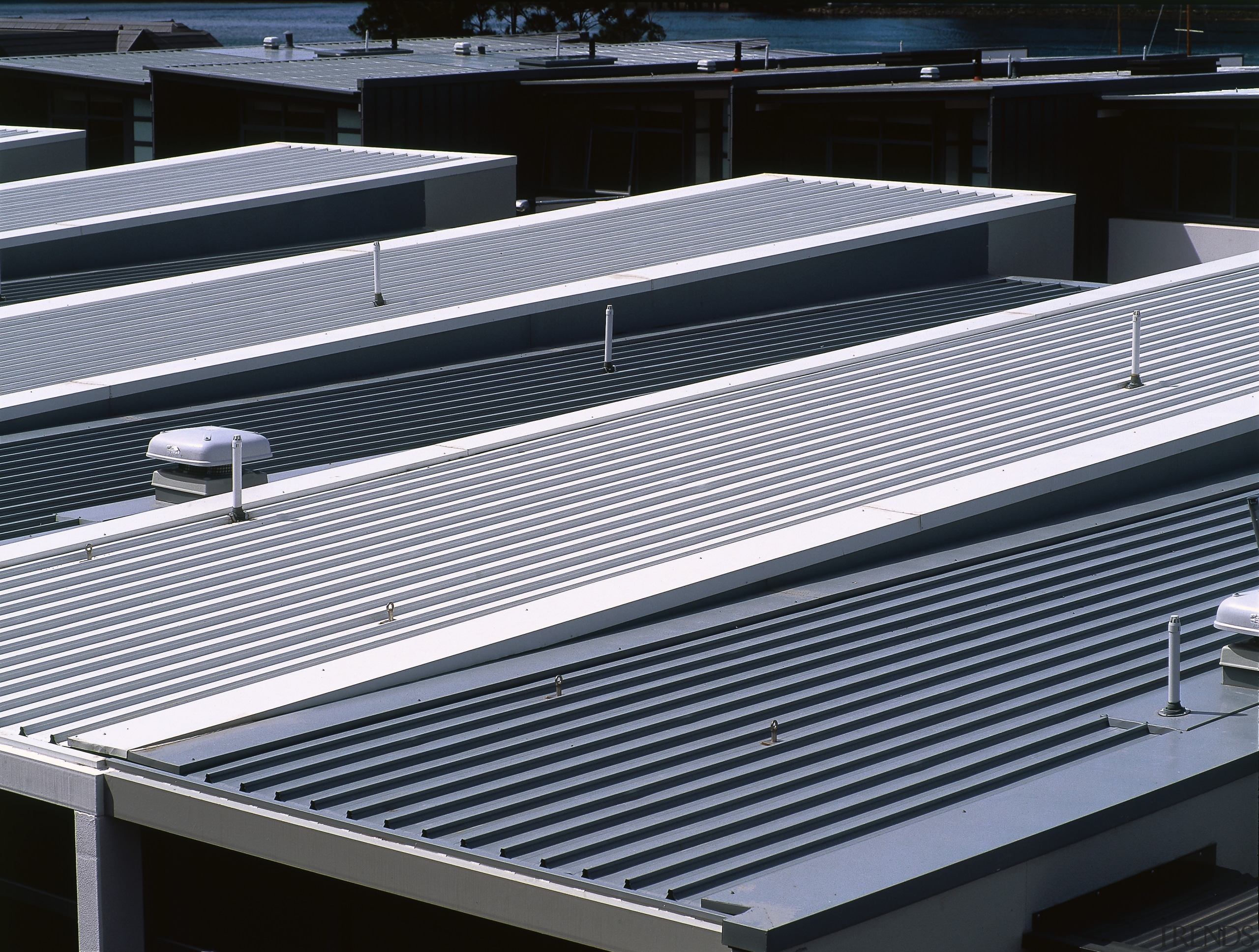 A view of the roofing used through out daylighting, metal, roof, steel, structure, black, gray