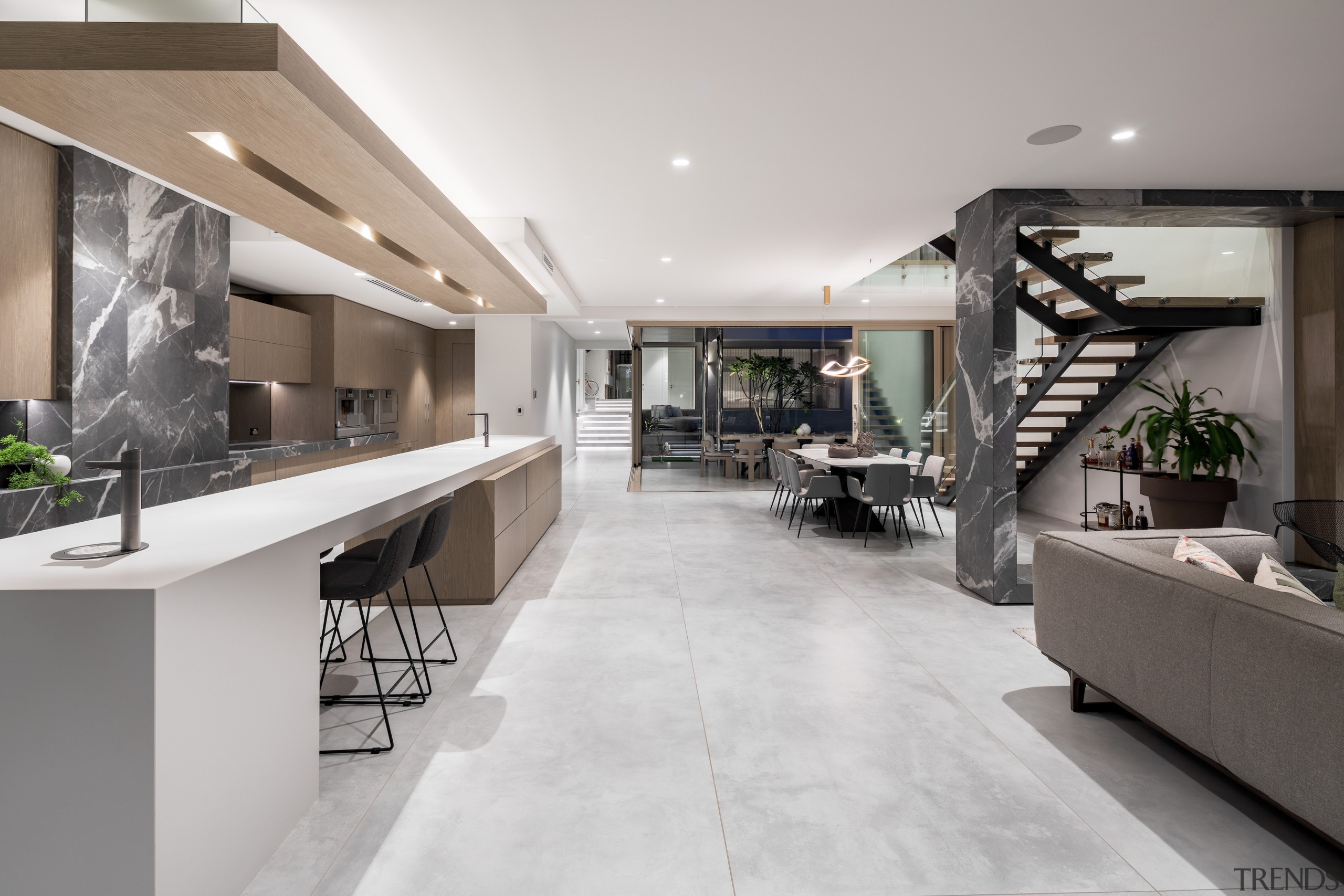 Looking back towards the street end of the 