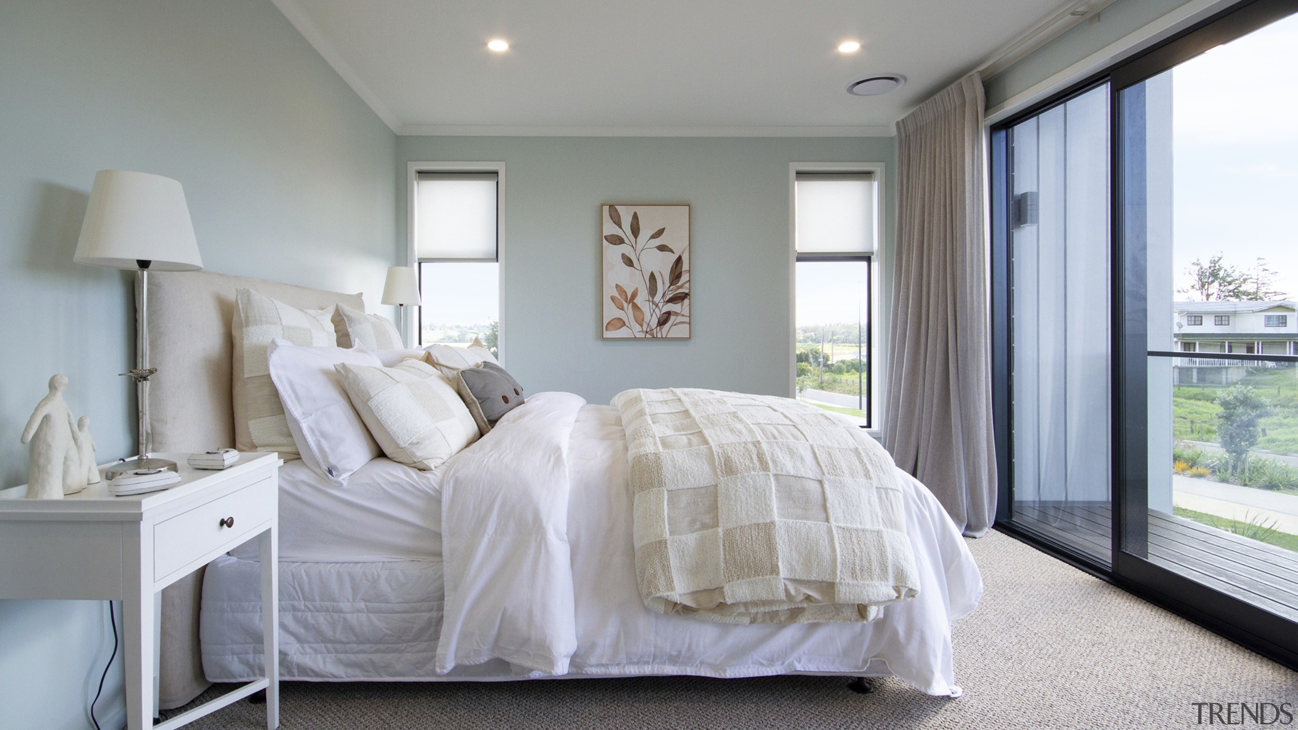 A dream for hard-working parents, the master bedroom 