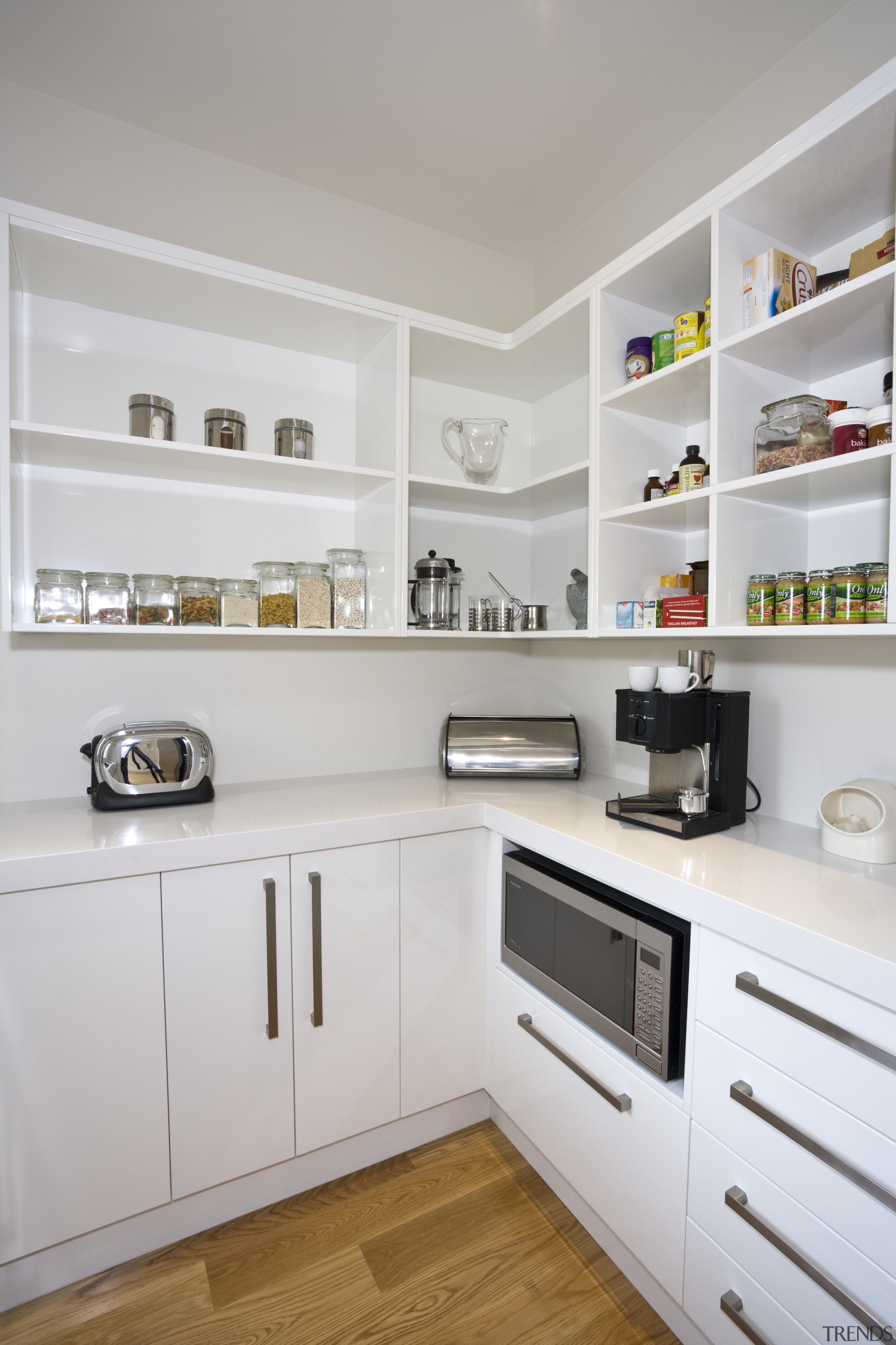 White laminate kitchen silestone Blanco Zeus Benchtops. cabinetry, countertop, cuisine classique, home, home appliance, interior design, kitchen, room, shelf, gray