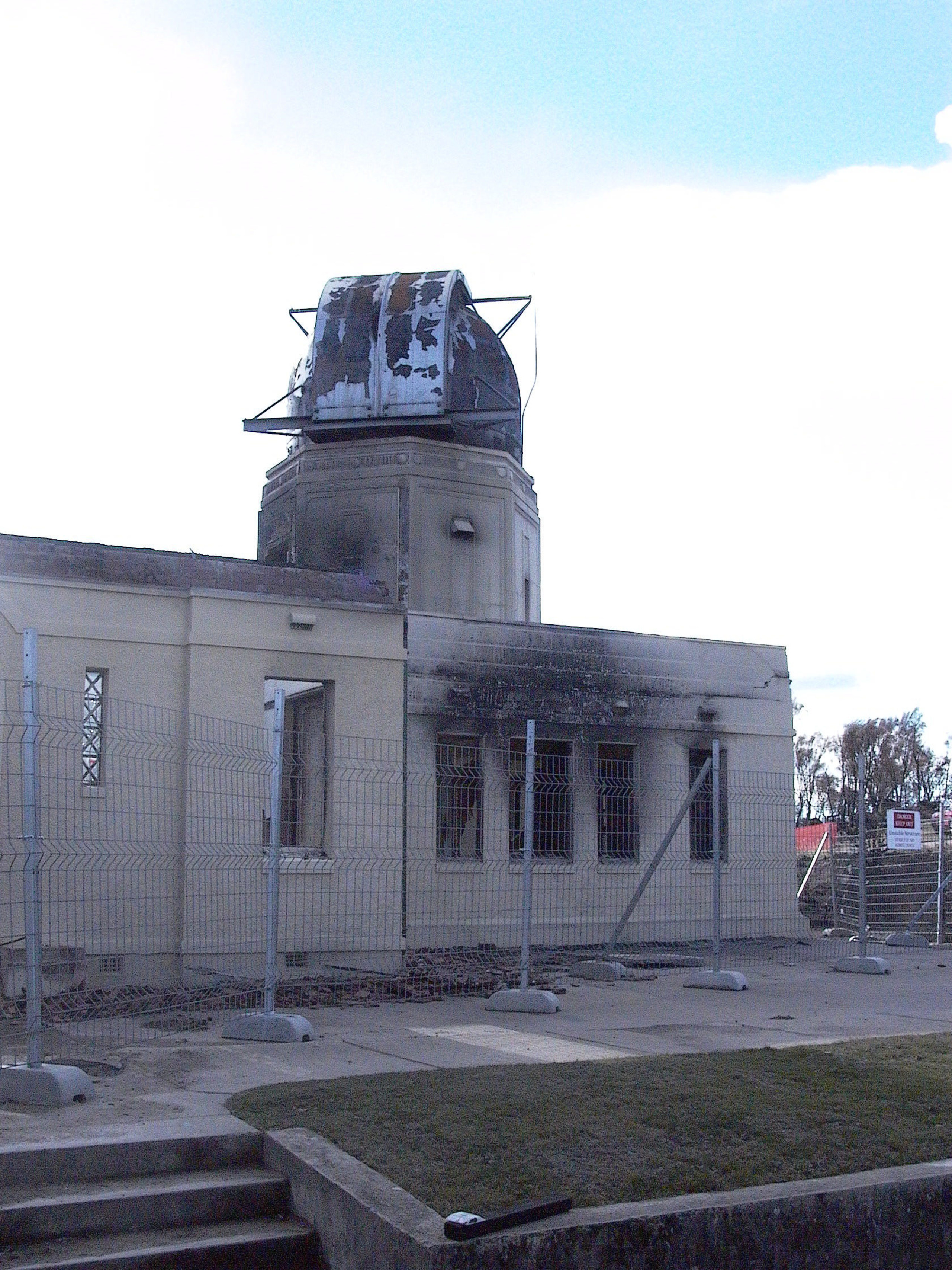 View of the observatory prior to renovations after building, facade, monument, sky, white, gray