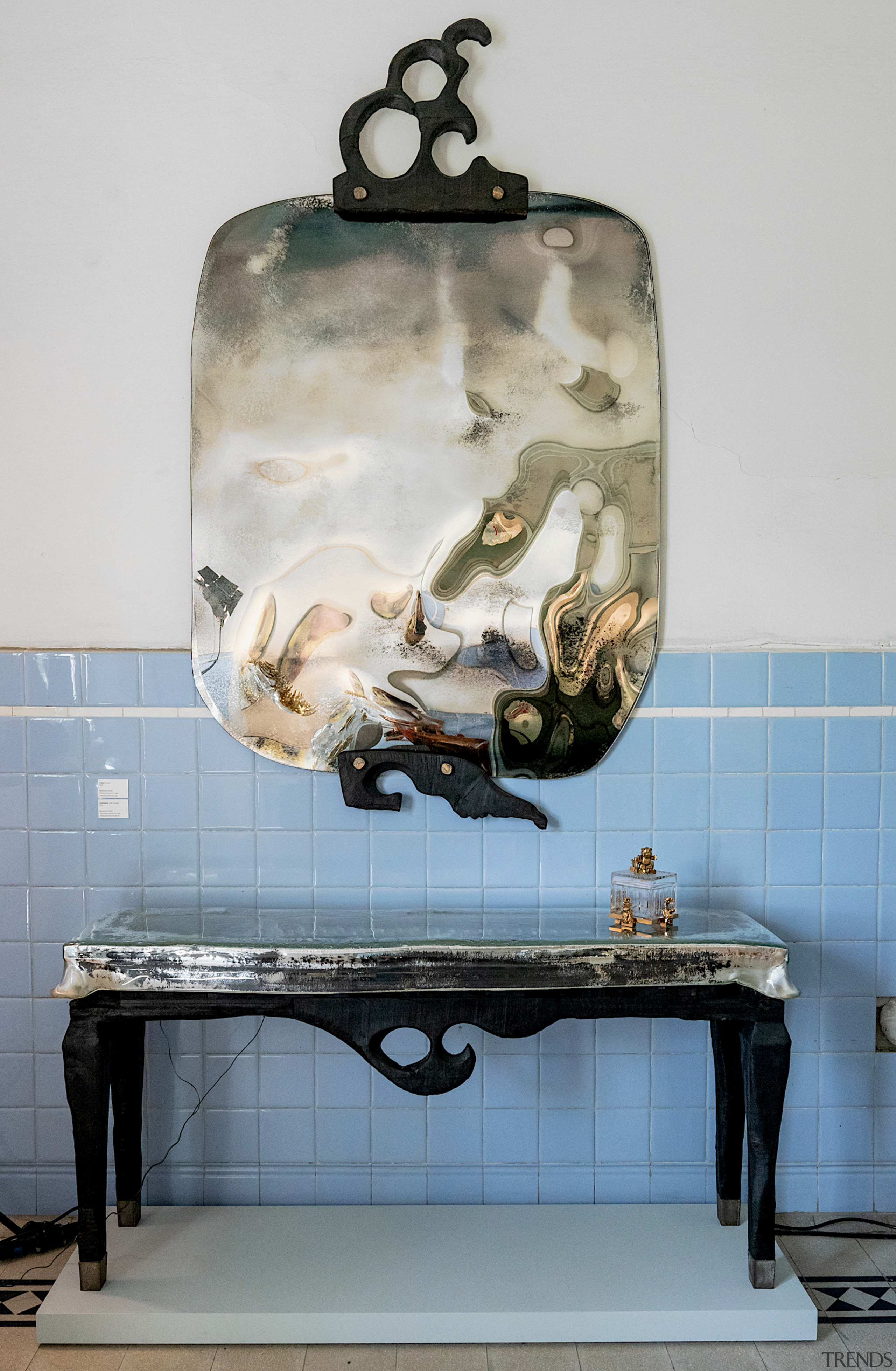 From Vetralia – an atelier combining contemporary artistic 