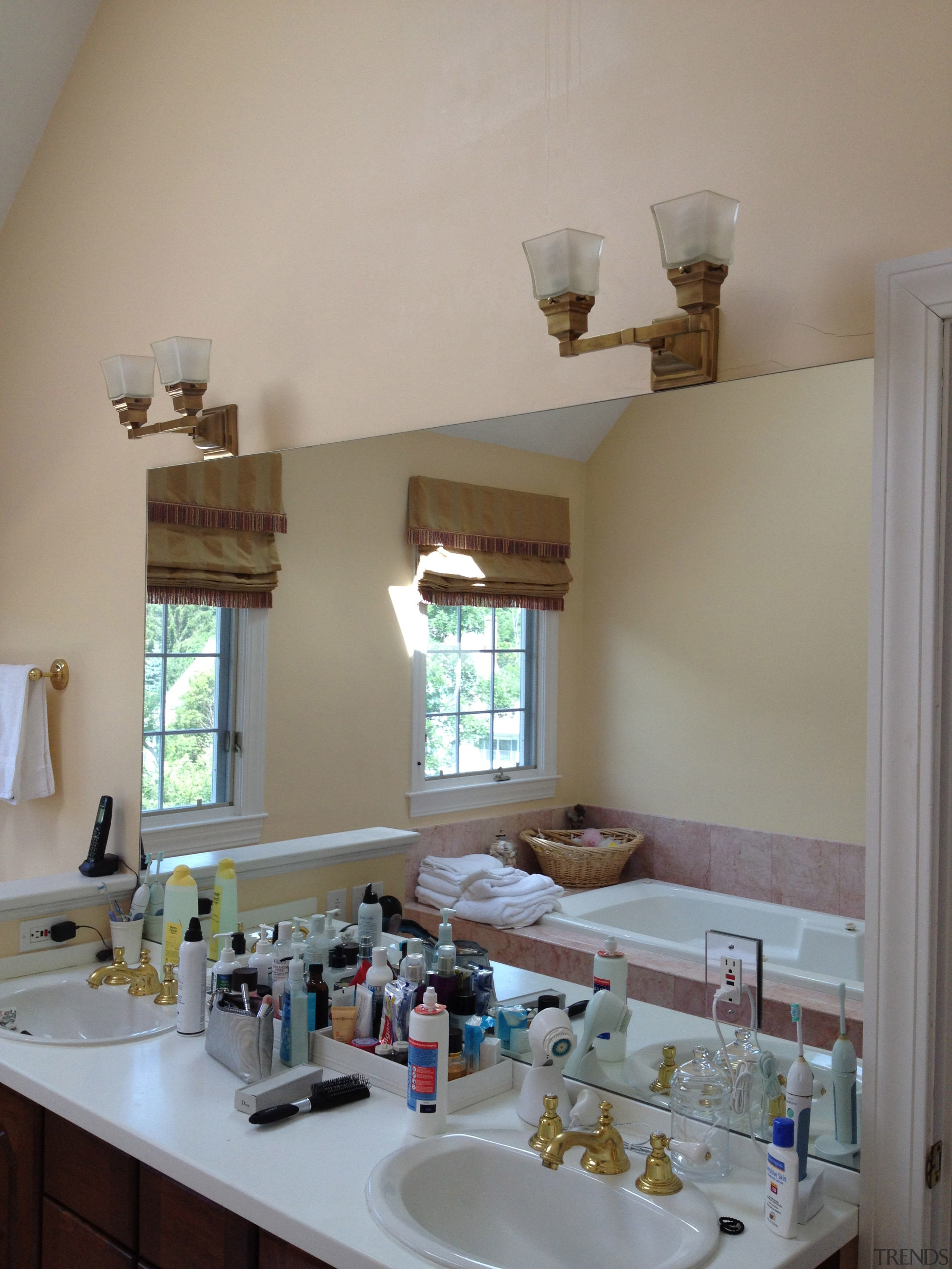 Tranquil, private bathroom sanctuary - Tranquil, private bathroom ceiling, daylighting, furniture, home, house, interior design, kitchen, living room, real estate, room, table, wall, window, gray
