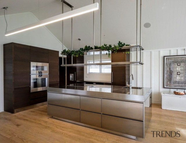 Beach House Appeal With A Modern Tw Gallery 2 Trends Beach House Appeal With A Modern Tw, Hanging Shelf Above Kitchen Island