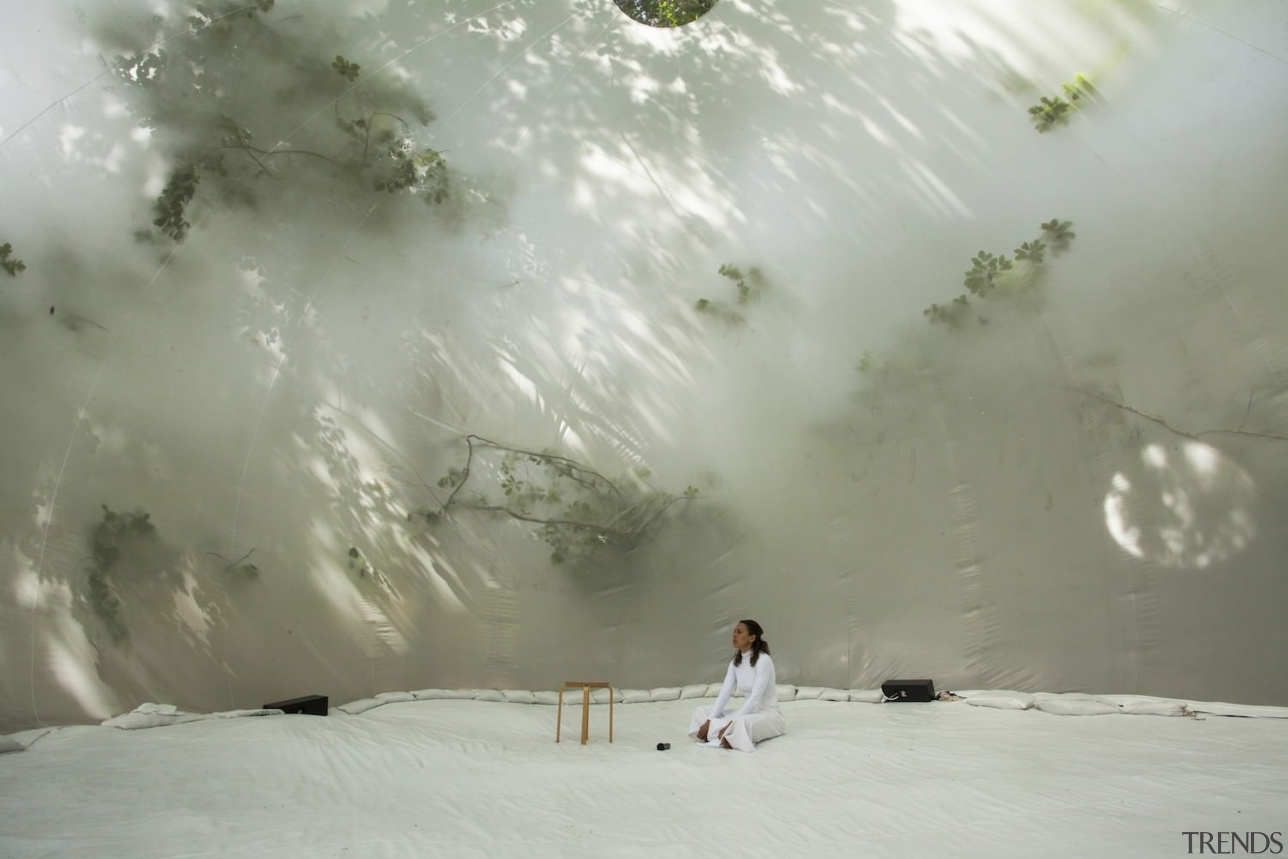 Architect: Plastique FantastiquePhotography by Marco Canevacci, Jelte cloud, freezing, geological phenomenon, phenomenon, sky, snow, sunlight, tree, winter, gray