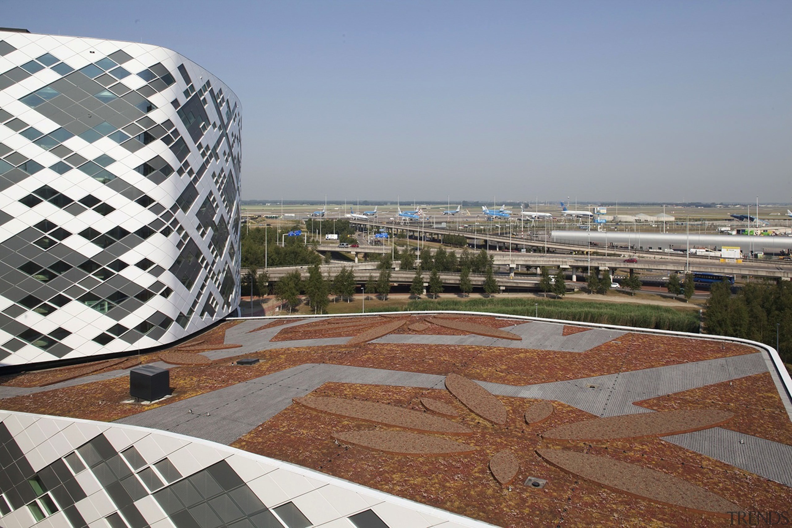 The roof is another interesting element – important architecture, building, structure, urban area, gray, brown