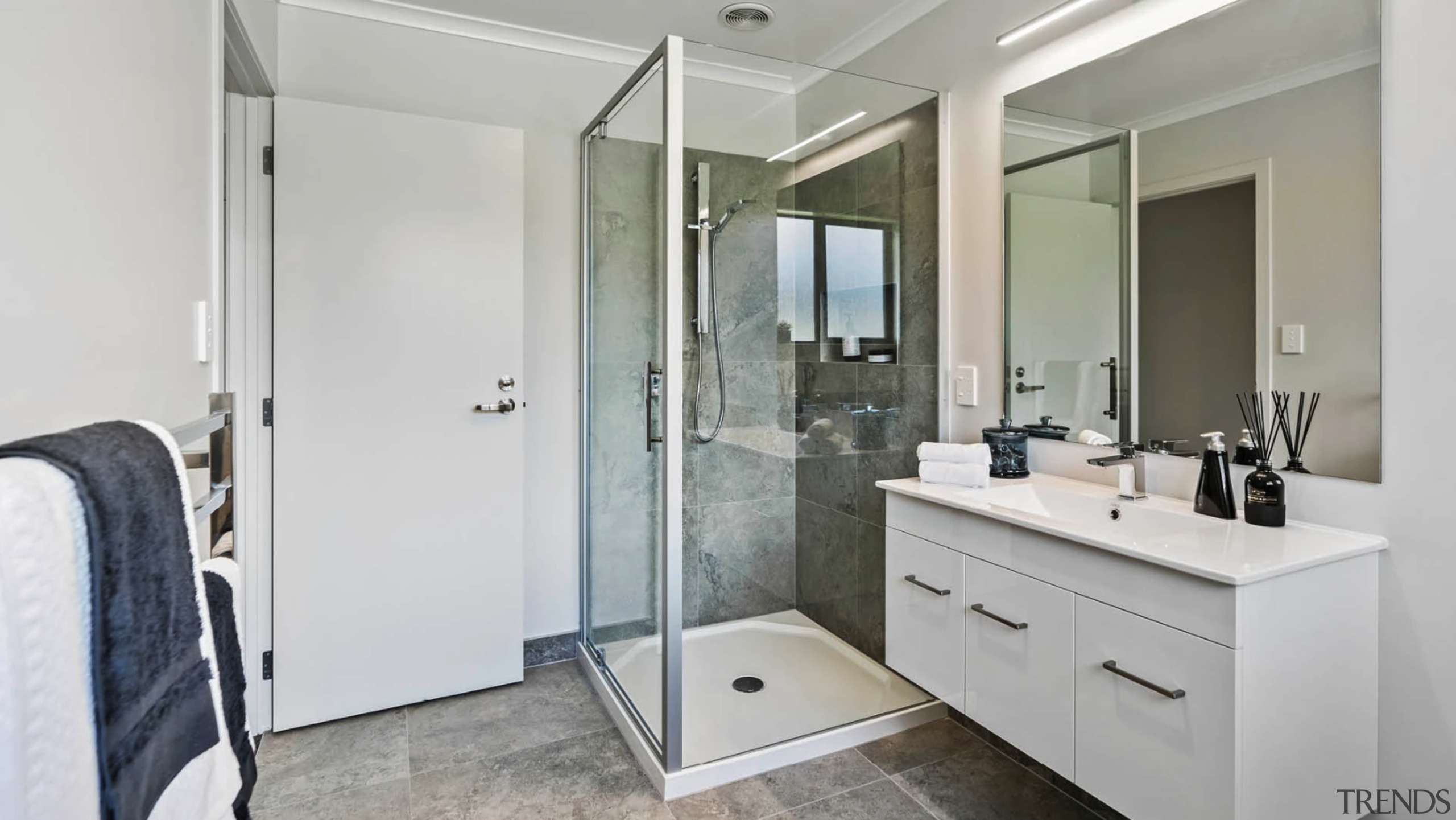 The master ensuite with glazed shower stall, giant 