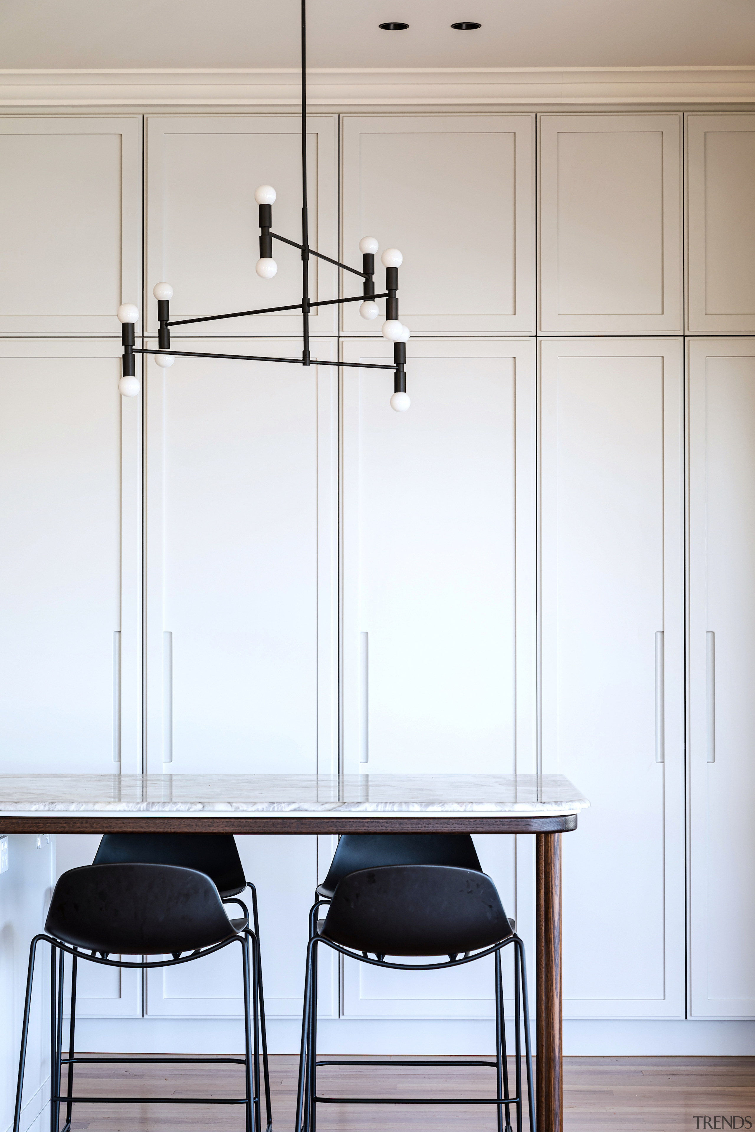 An elegant Atomium pendant, by Lambert &amp; Fils, 