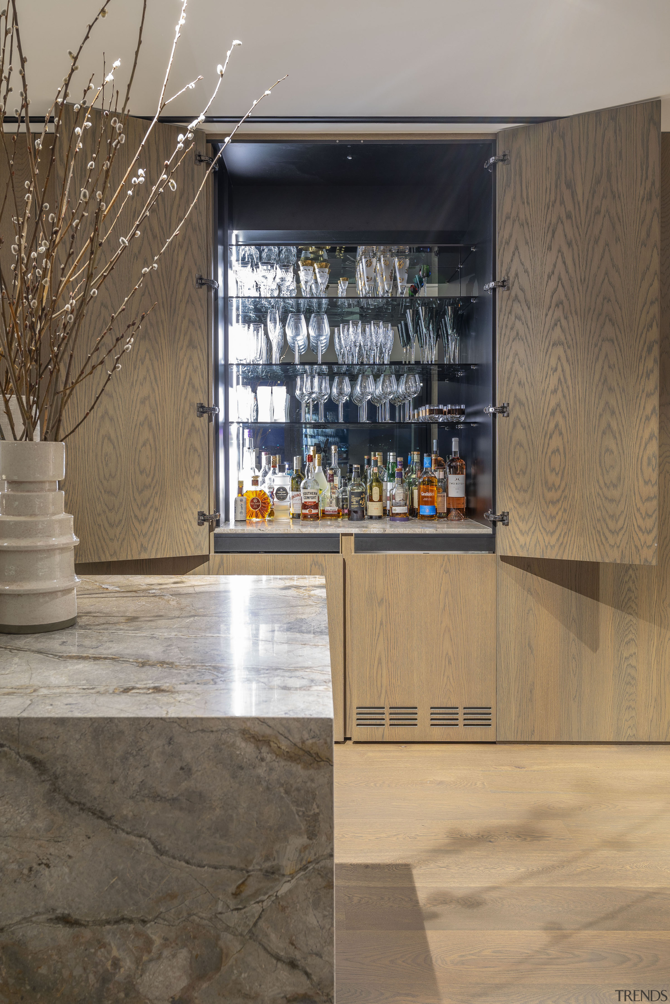 Comprehensive integrated bar. - 'Something different' - 