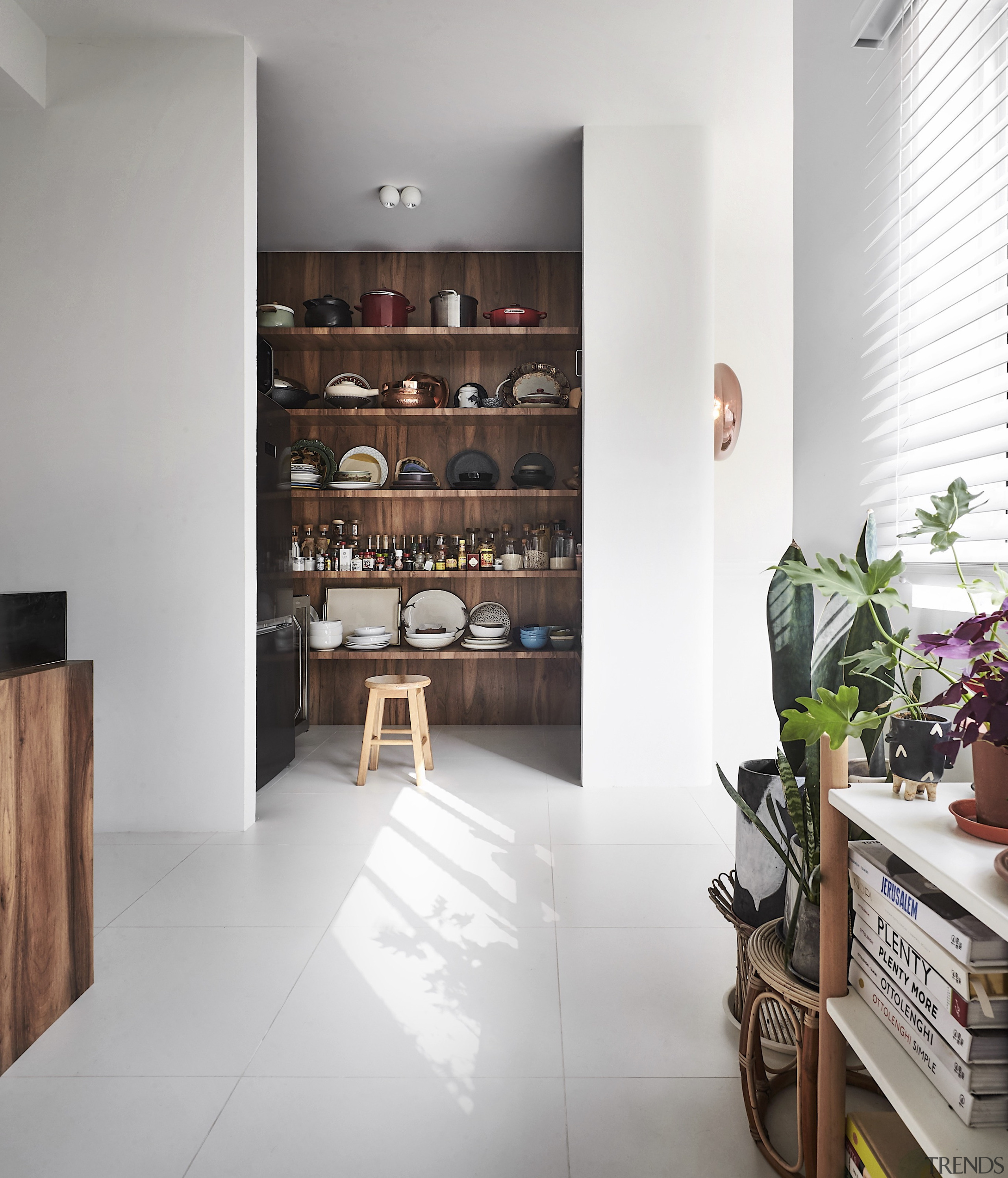 Level 2 – walk-in pantry. - Shared spaces 