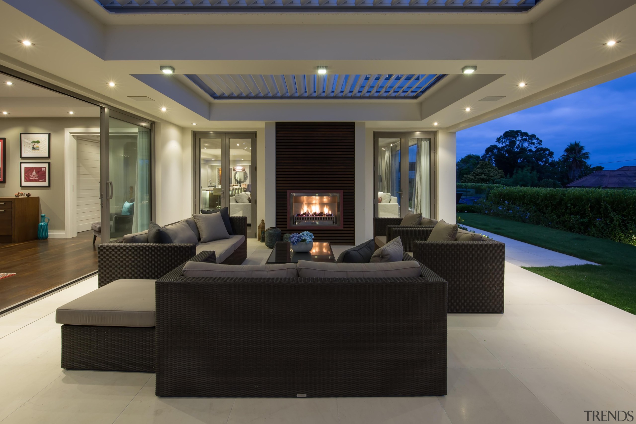 Kohi17 - ceiling | estate | home | ceiling, estate, home, interior design, lighting, living room, property, real estate, black, gray