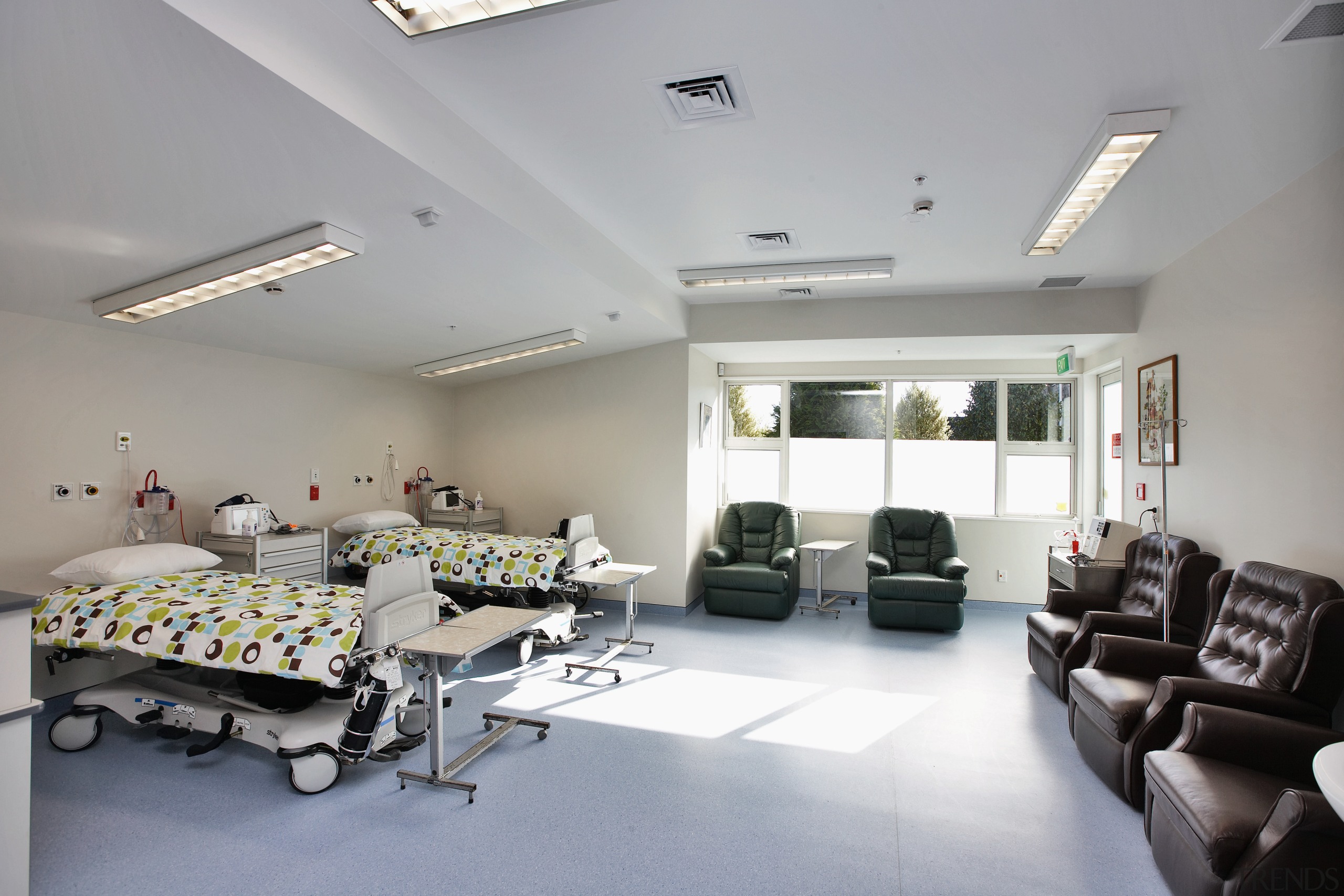 The sterlie operating theatre and recovery room dictated ceiling, interior design, real estate, gray