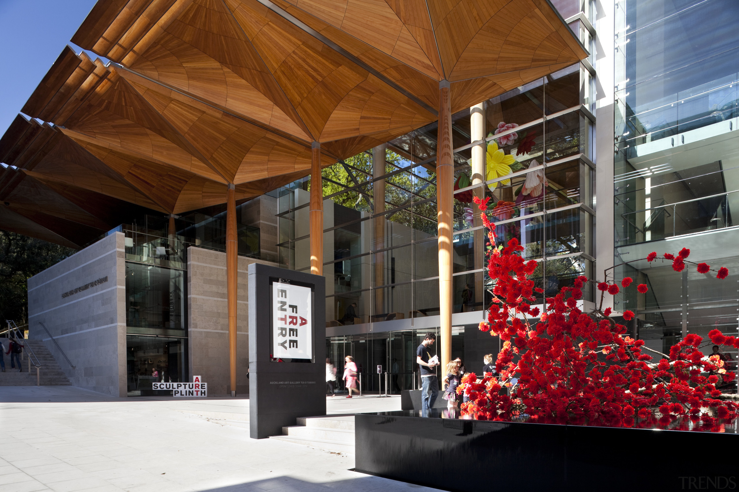 Here is a view of the Auckland Art architecture, city, facade, house, black