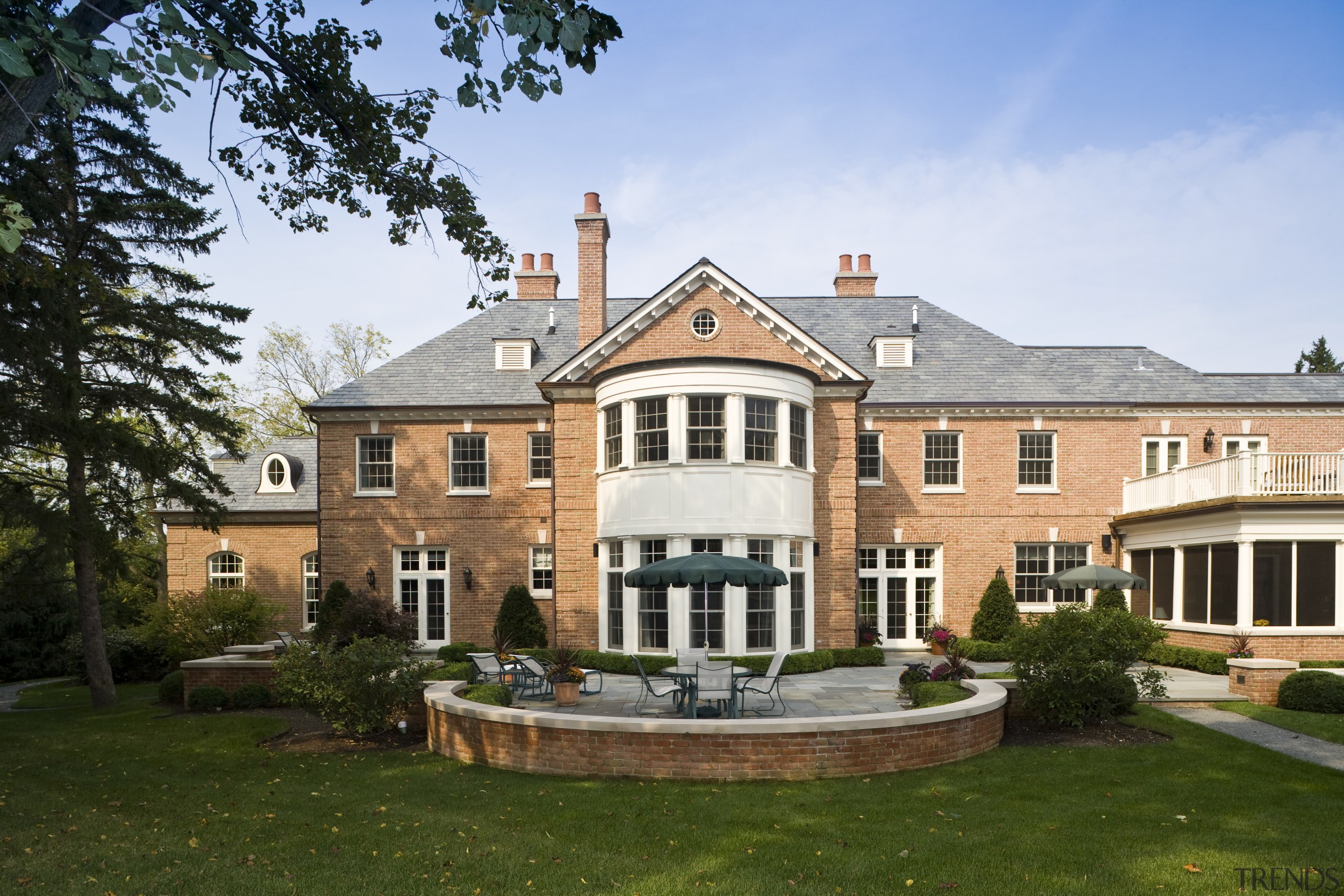 Exterior view of Georgian-style home with brick cladding, building, college, cottage, estate, facade, farmhouse, historic house, home, house, manor house, mansion, national trust for places of historic interest or natural beauty, property, real estate, residential area, roof, stately home, window, brown, white