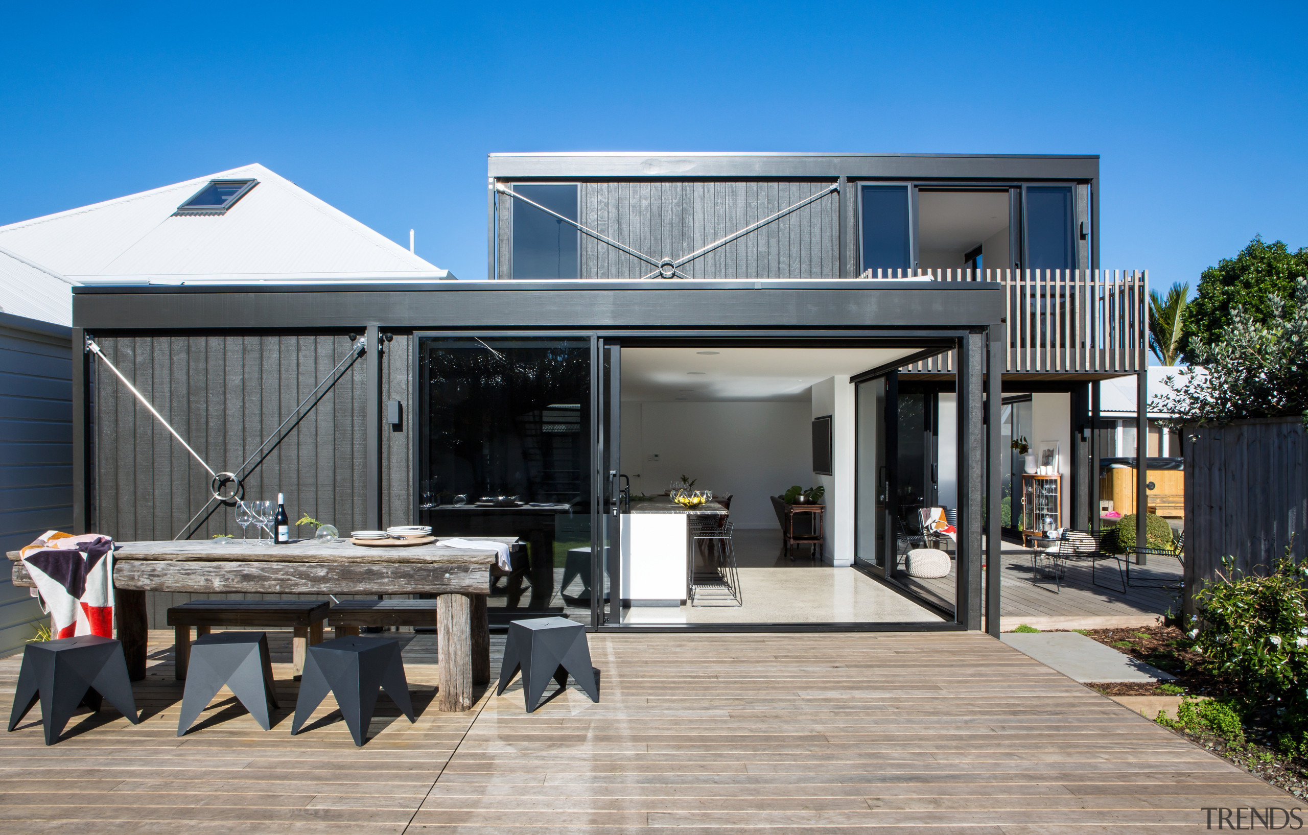 An expressed post and beam skeleton with steel architecture, home, house, property, real estate, gray