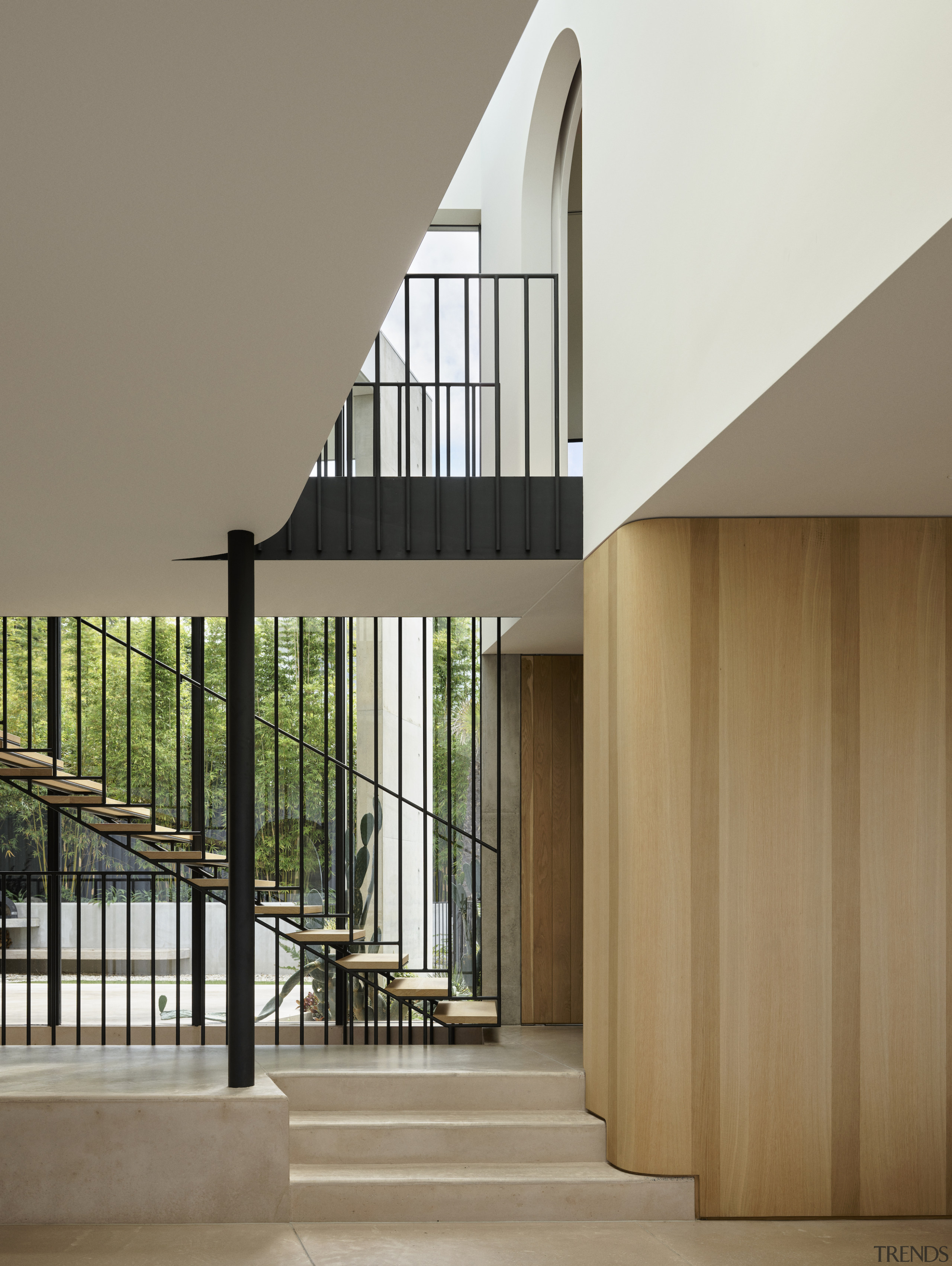 Light from above – on the first floor, 