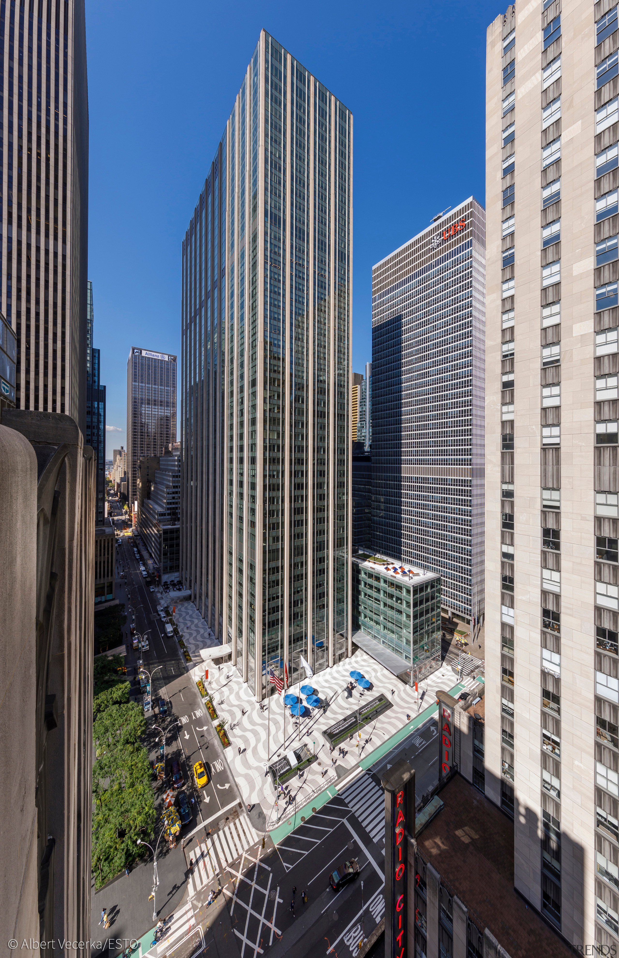 View west along 50th Street. - Former Time 