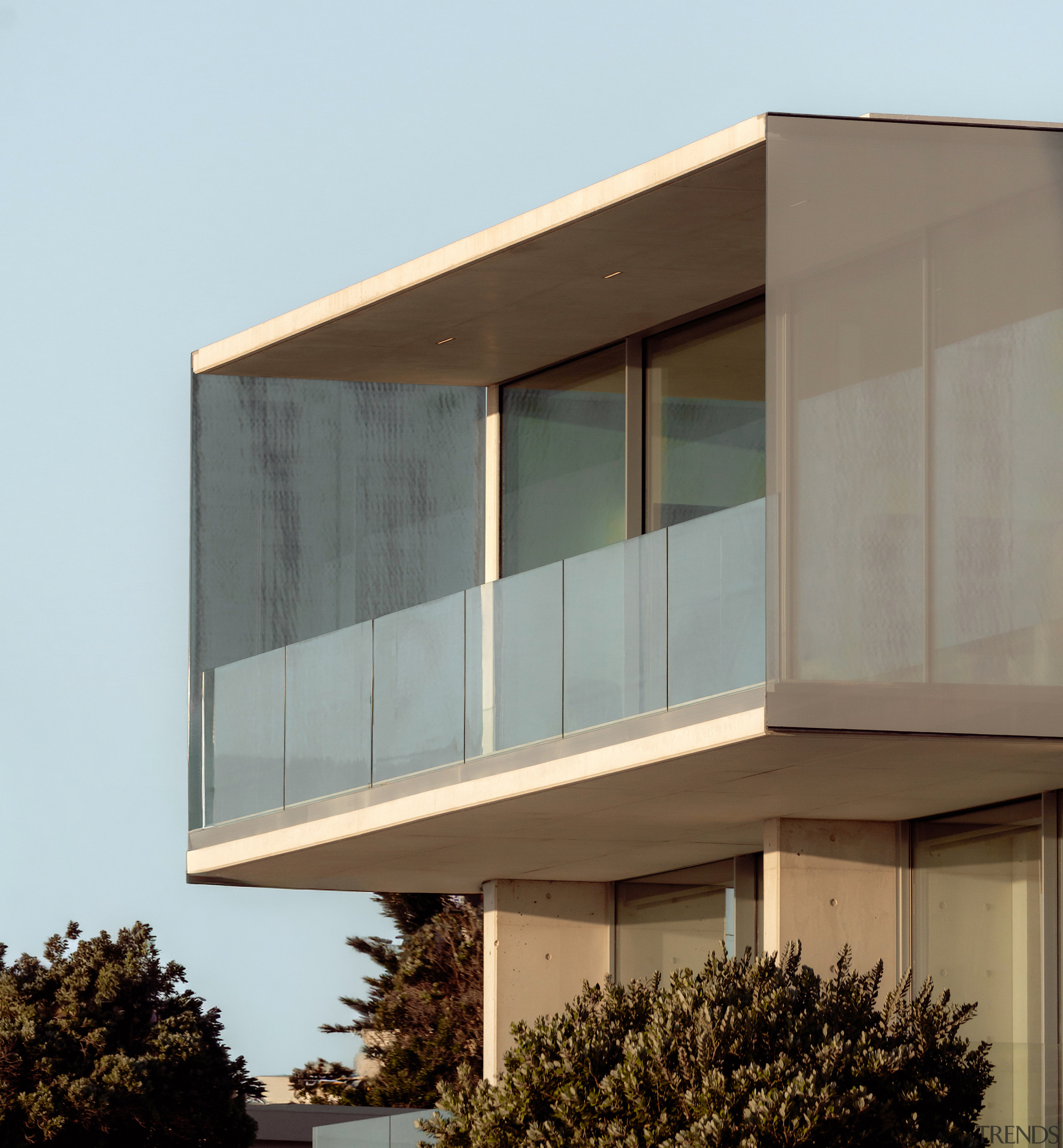 The mid-level front deck both connects with the 