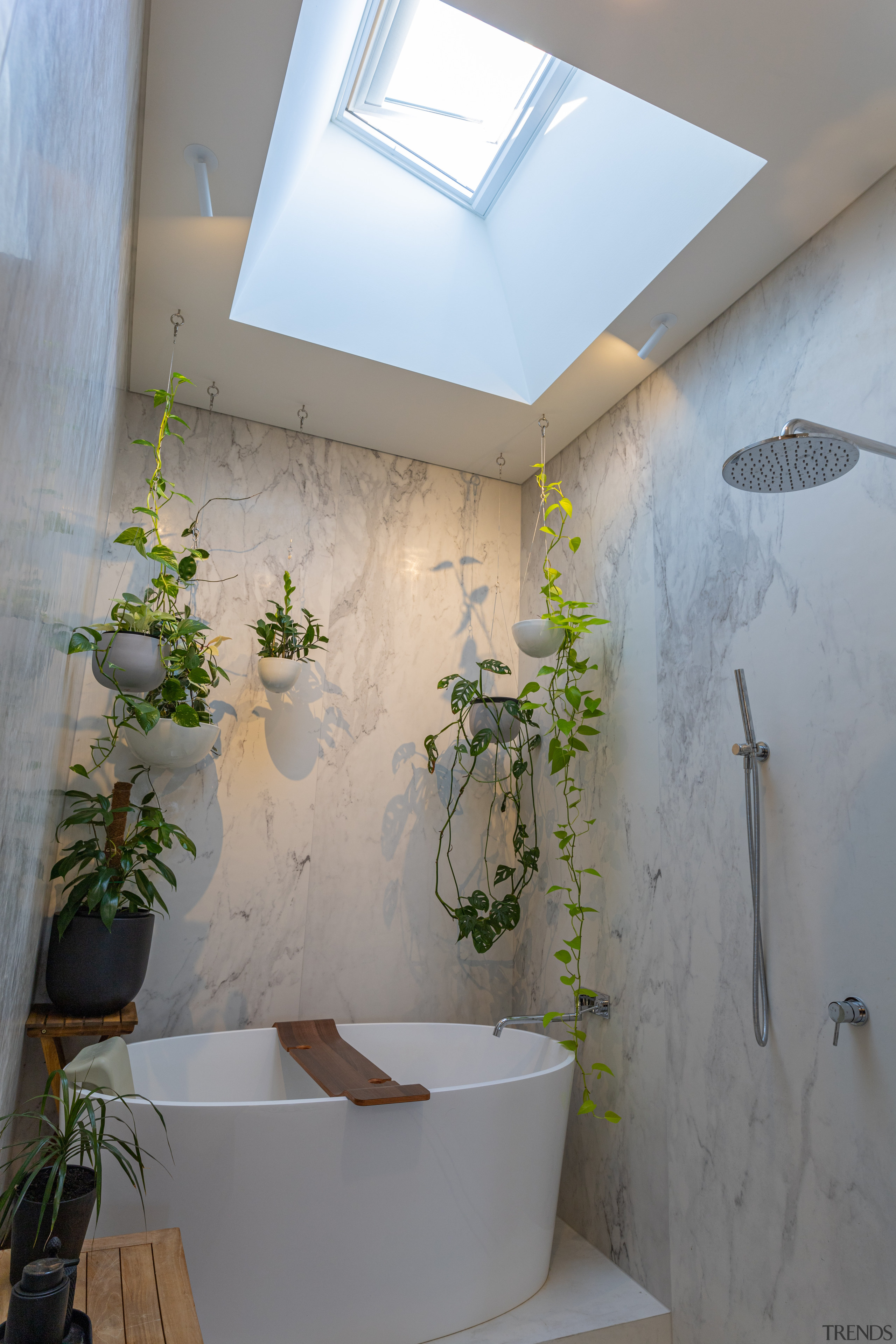 Showered in light, bathed in luxury – a 