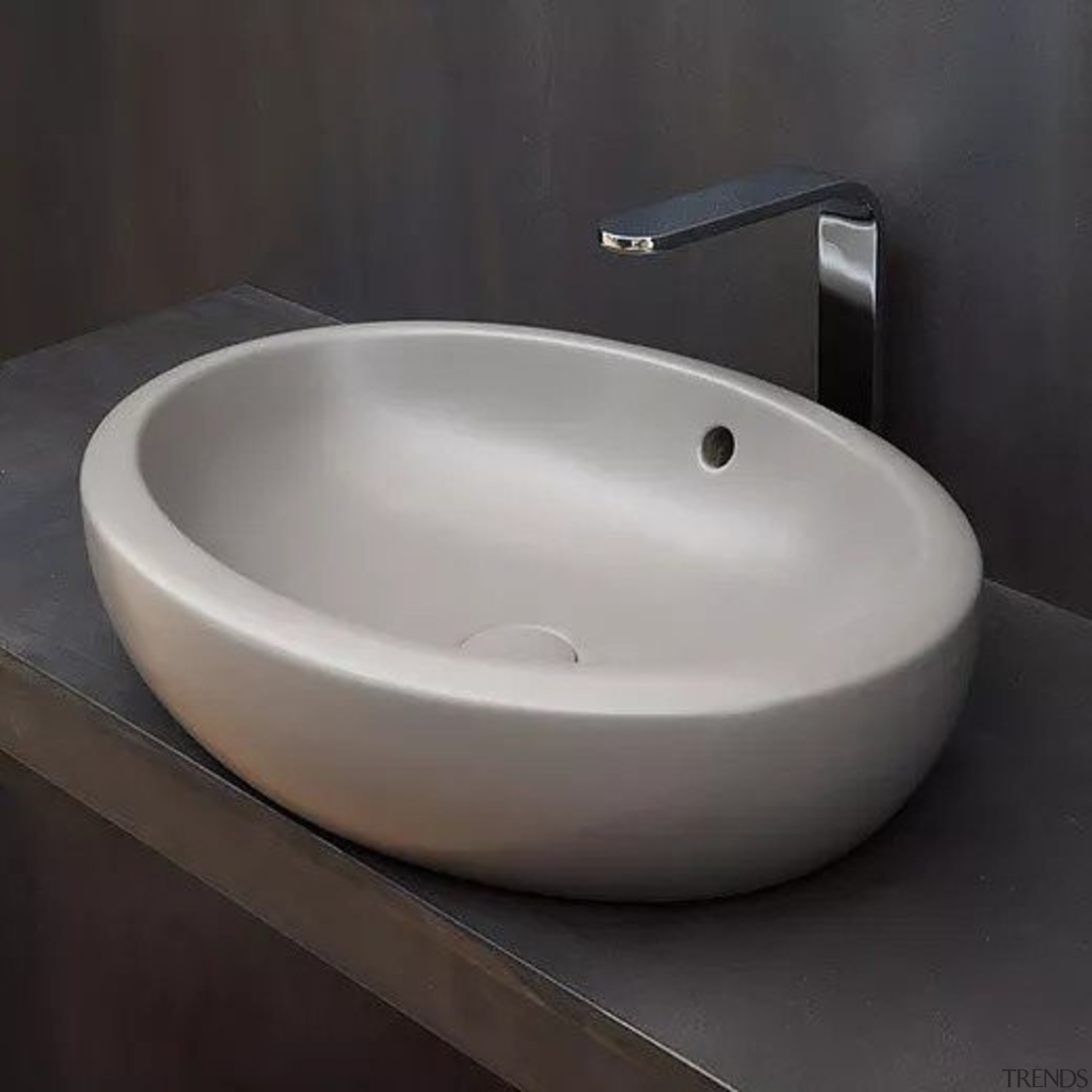 Fluid - bathroom sink | ceramic | plumbing bathroom sink, ceramic, plumbing fixture, product design, sink, tap, black, gray