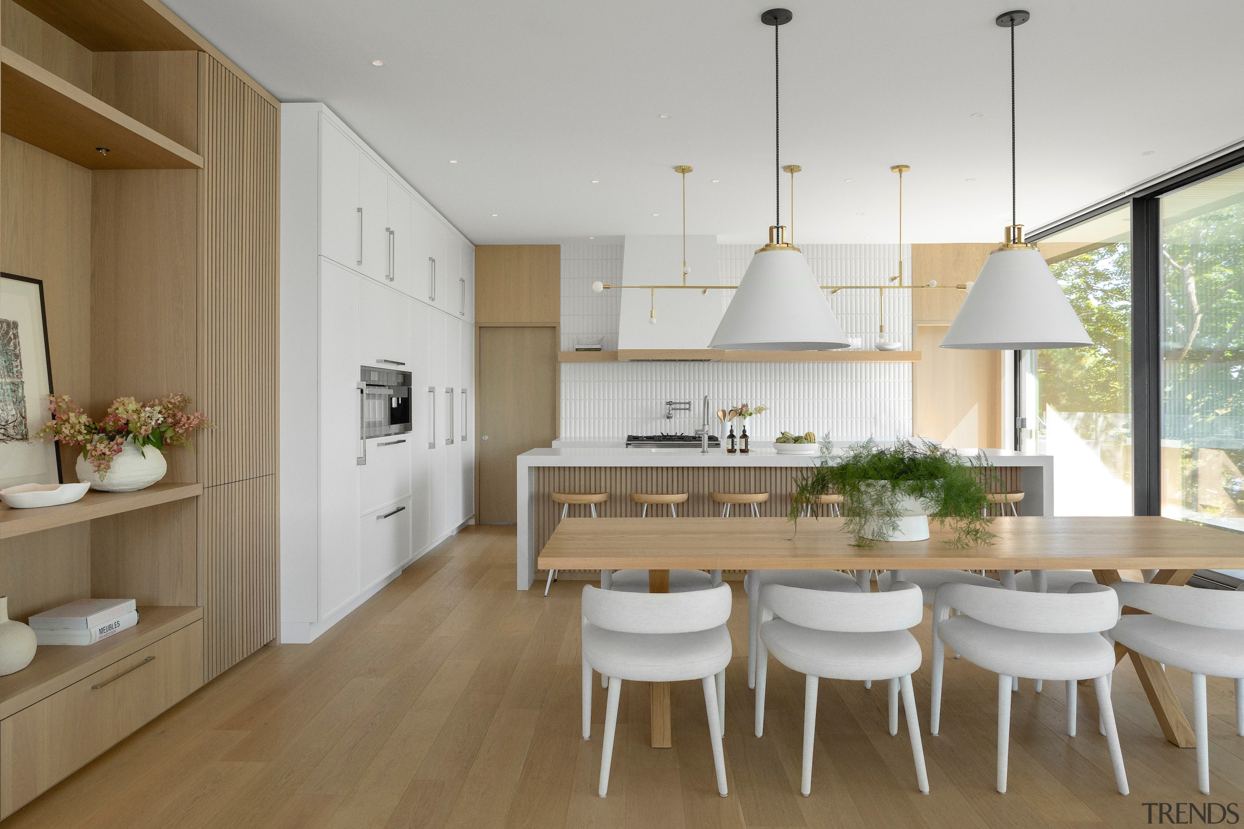 Kitchen and dining. - Material harmony - 