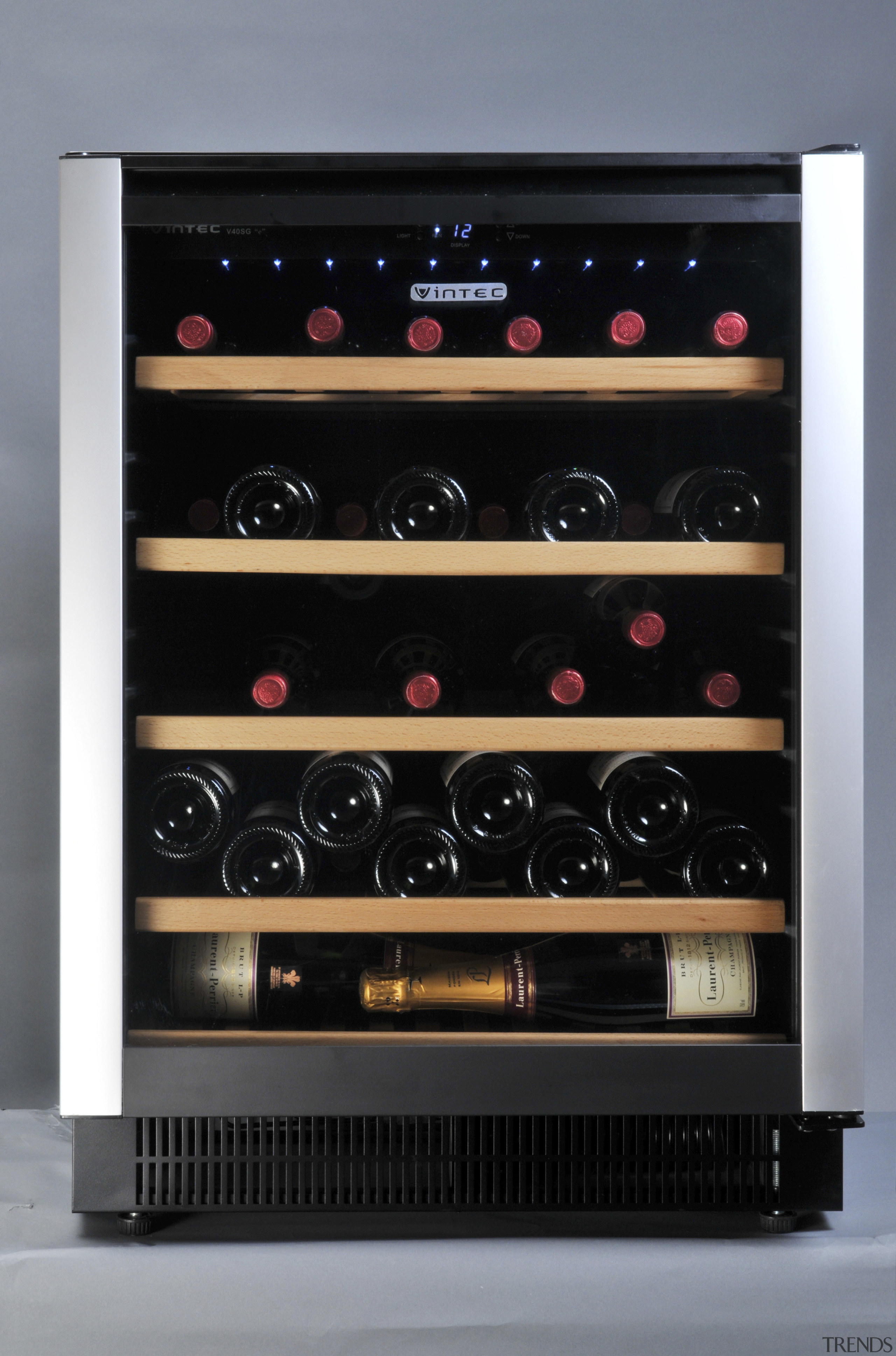 Image of the Allect wine cabinet from Vintec. product design, black, gray