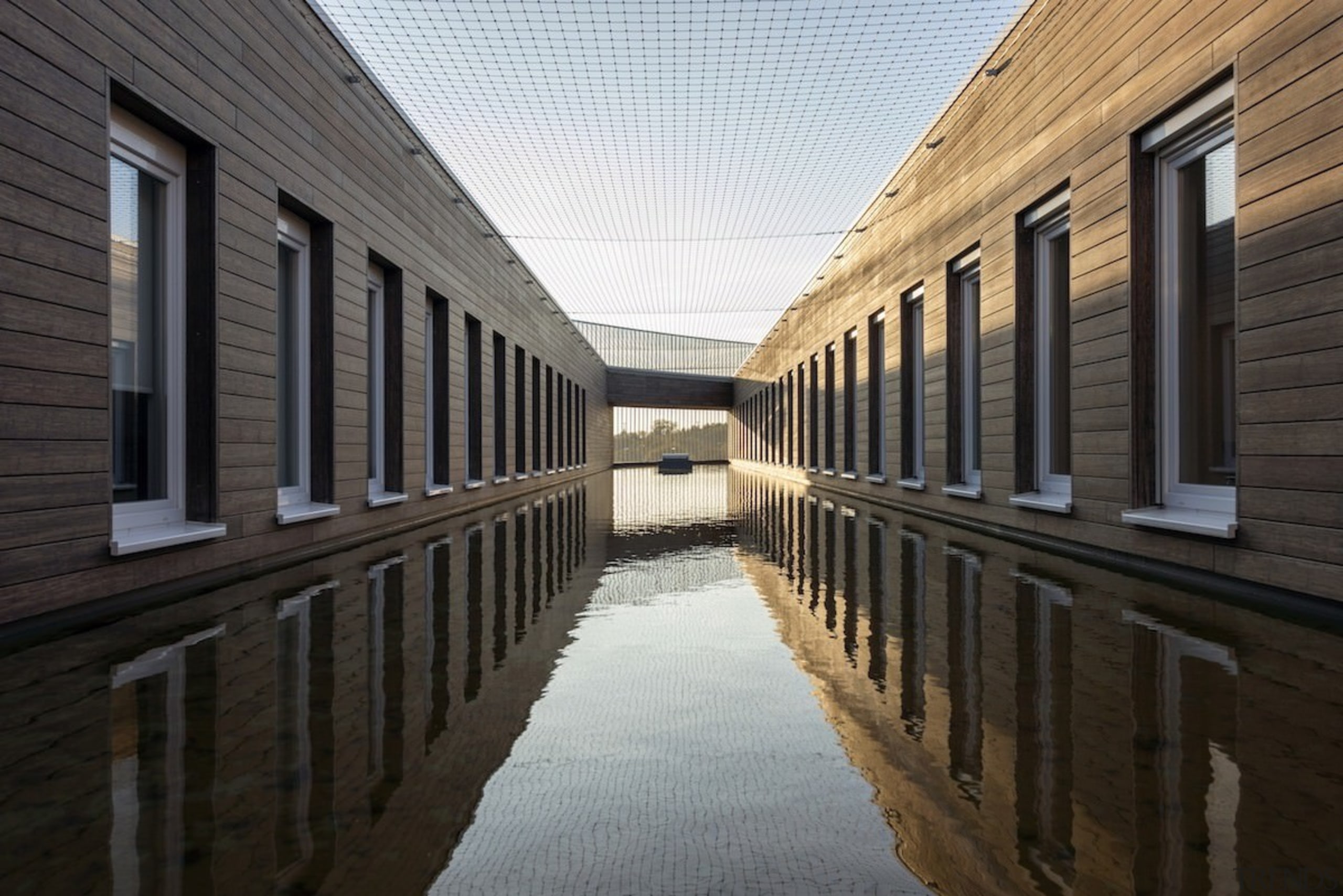 569 firestation - 569 firestation - architecture | architecture, building, reflection, structure, symmetry, water, black