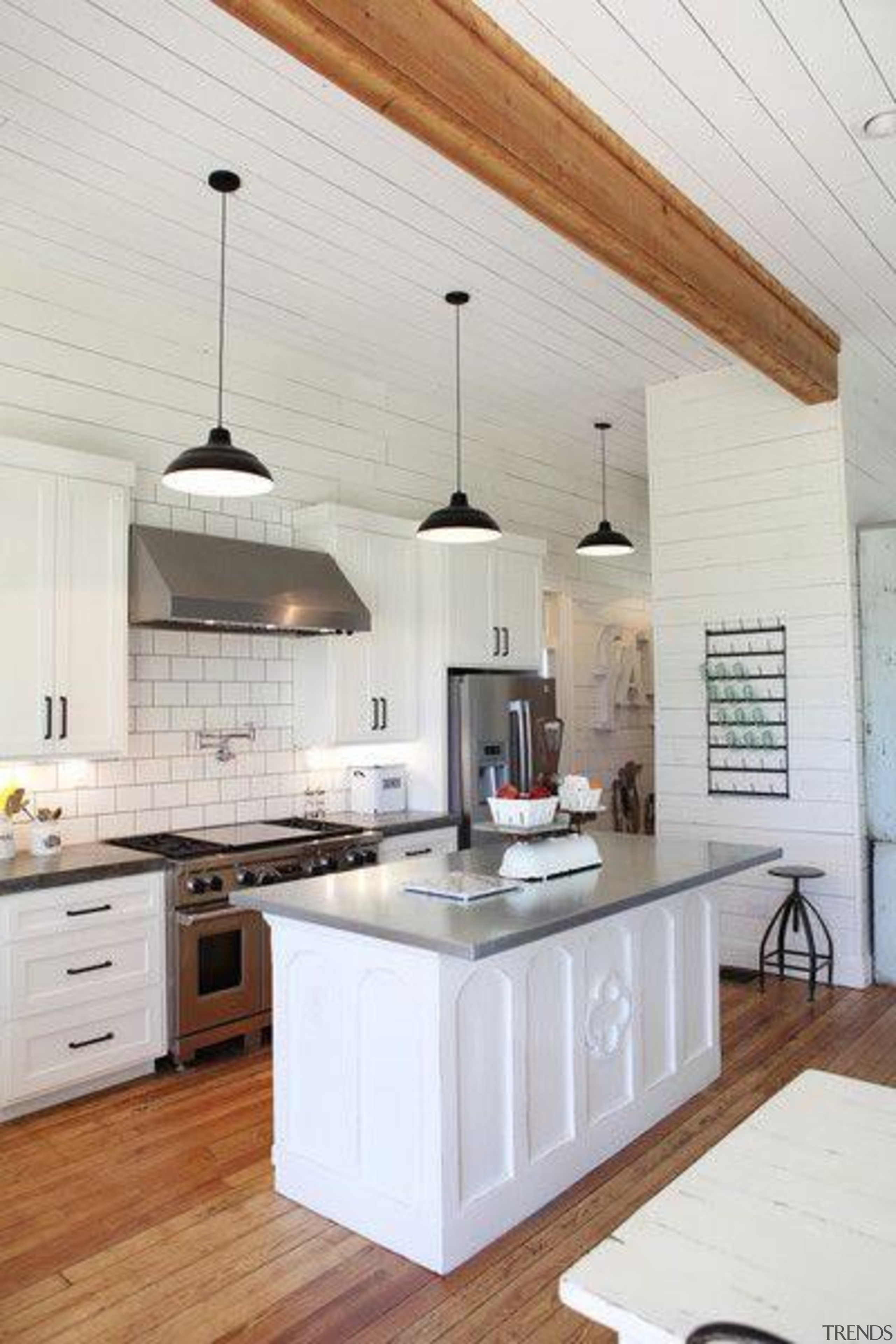 White with touch of woodStart a myTrends ProjectCreate cabinetry, ceiling, countertop, cuisine classique, floor, flooring, home, interior design, kitchen, room, white
