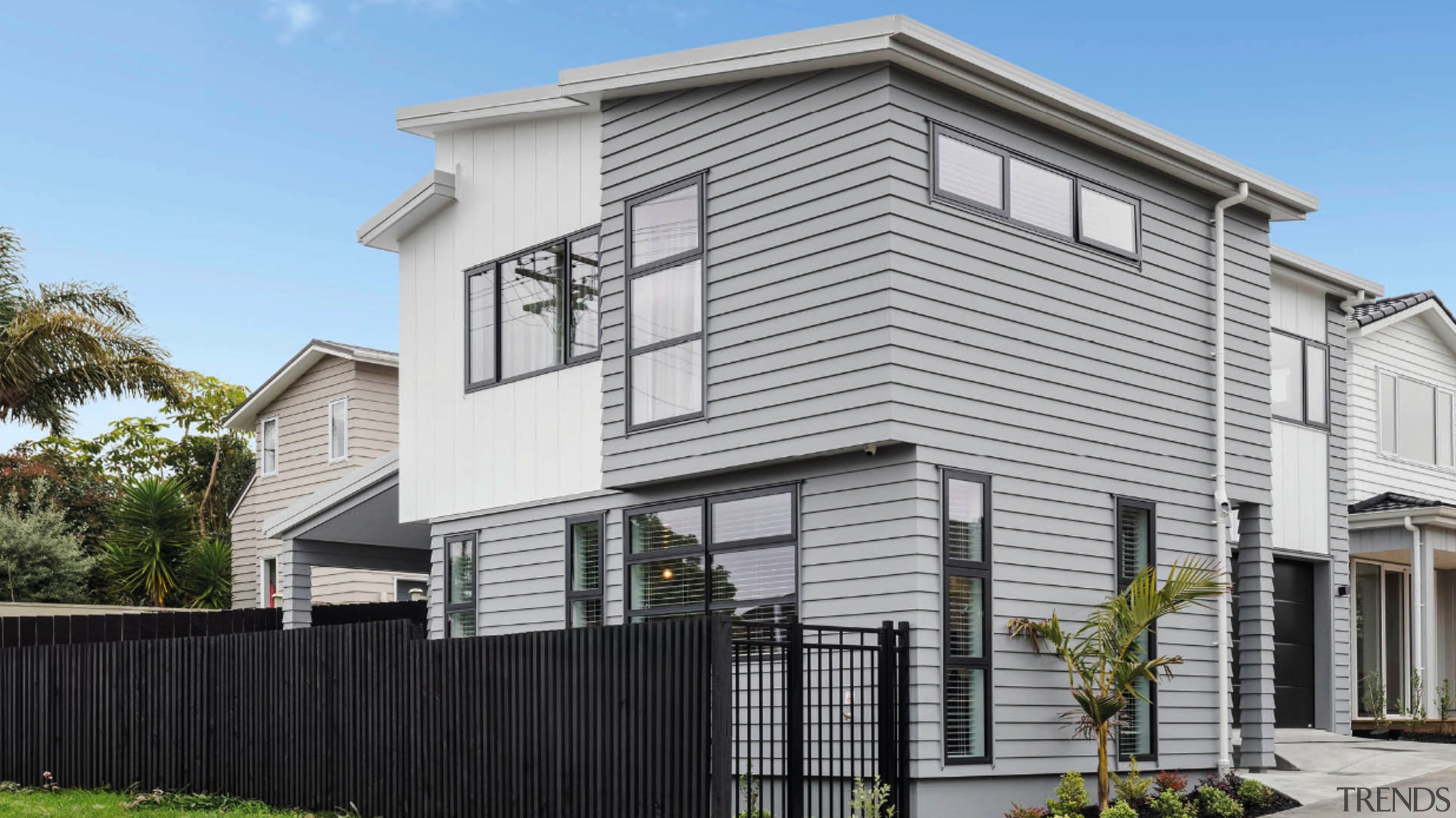 James Hardie Linea weatherboards combined with Stria cladding 
