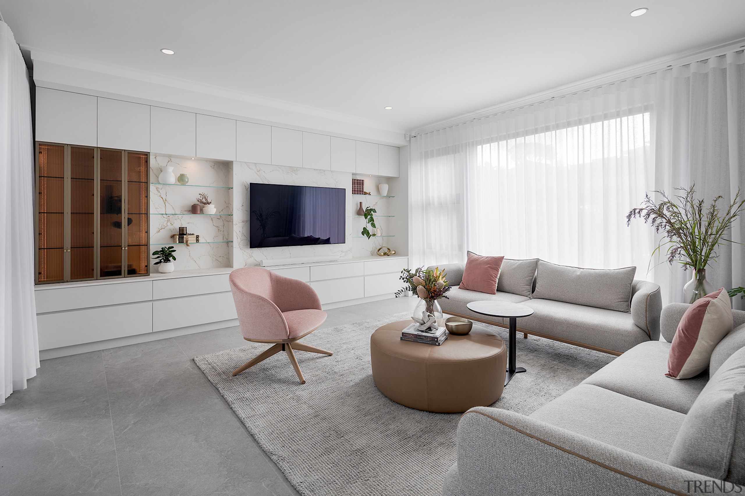 Living room. - Bespoke and family friendly - 